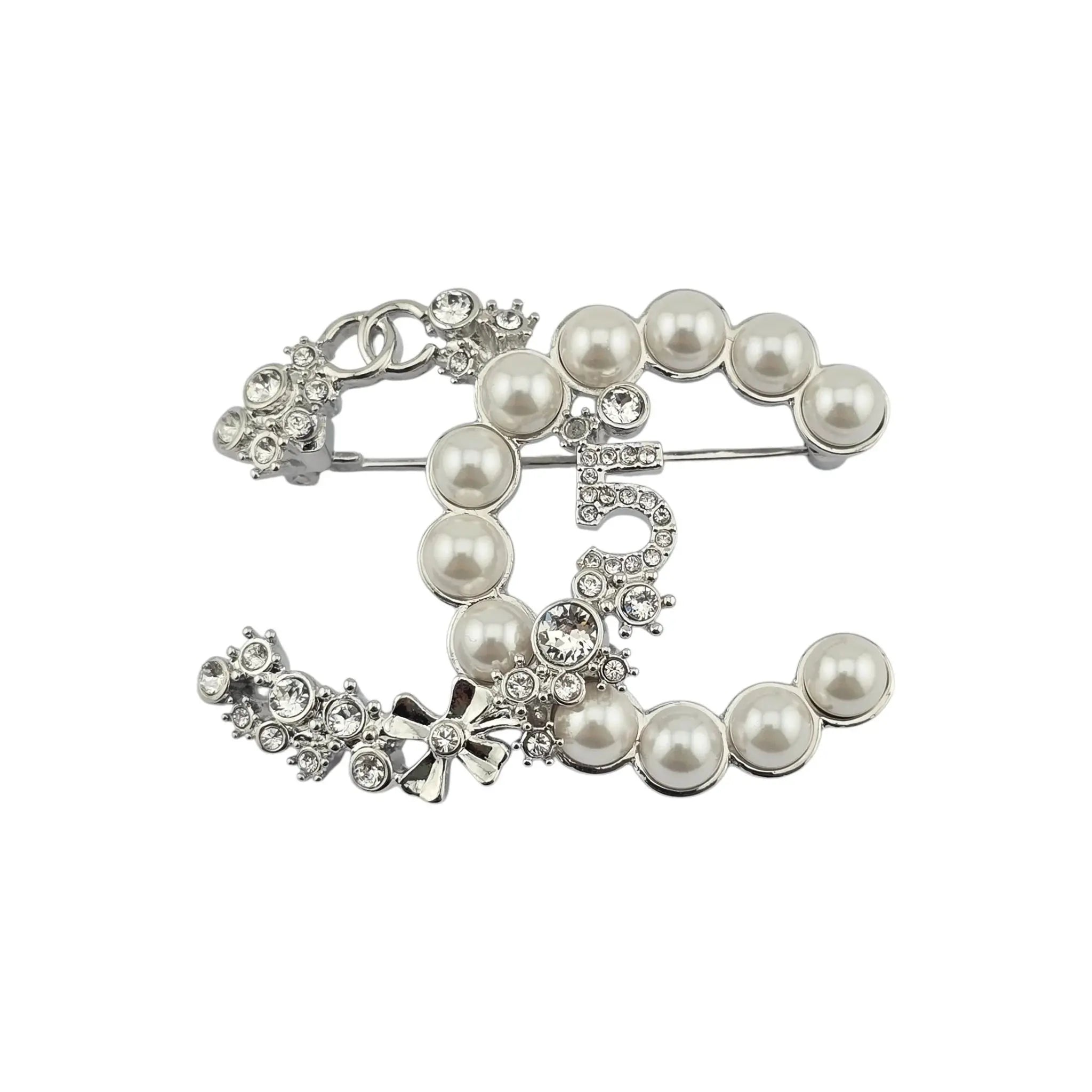 Chanel CC Crystal Pearl Star 5 Brooch Silver Pearly White B23 CHANEL