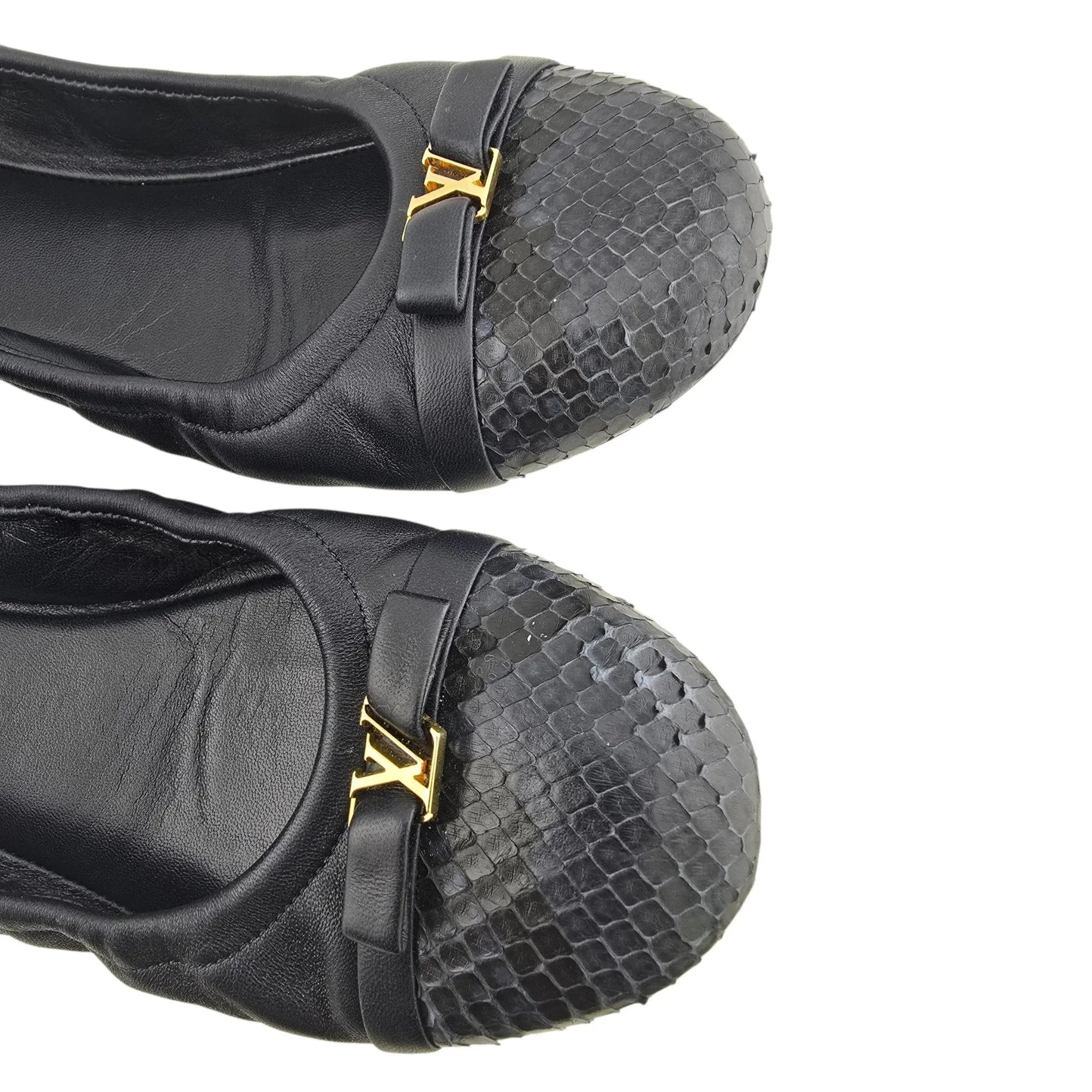 Louis Vuitton LV Flirty Navy Blue Python Ballet Flats 39 LOUIS VUITTON