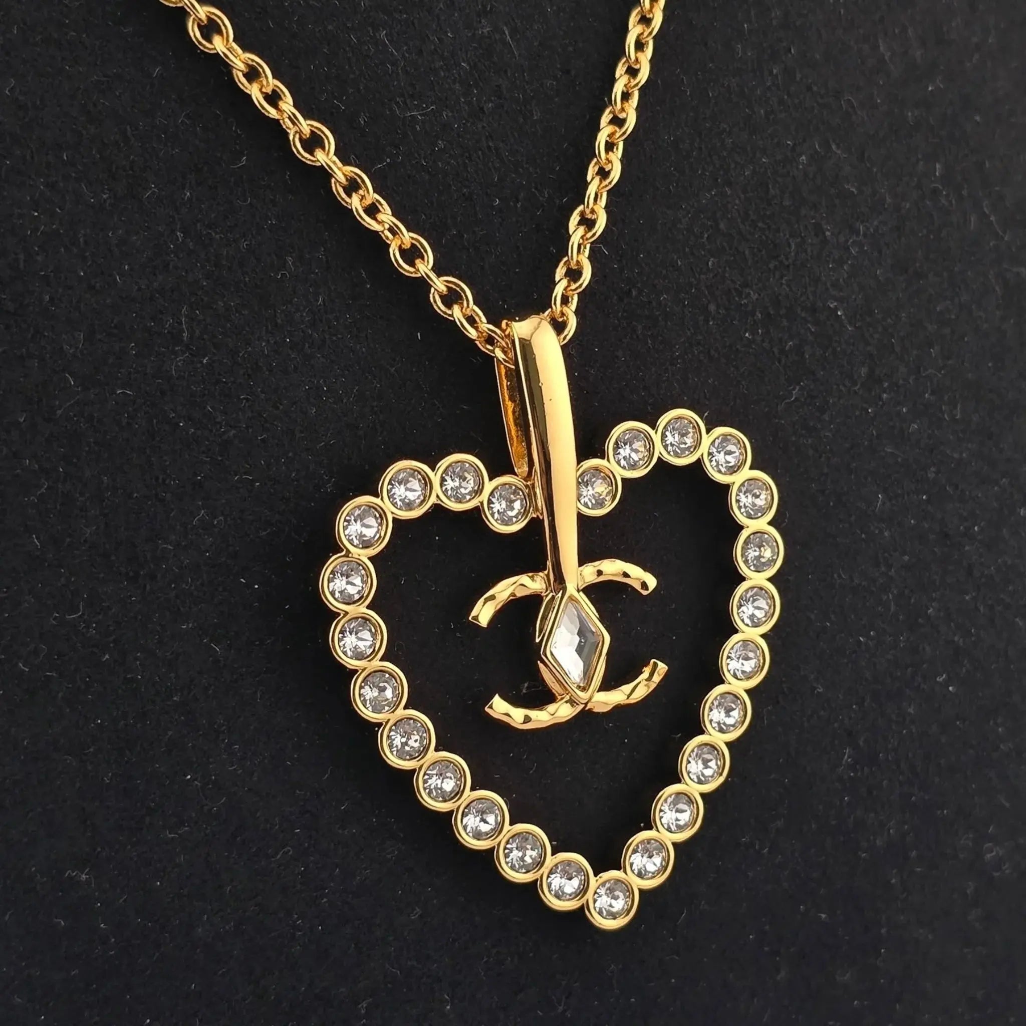 Chanel CC Heart Pendant Necklace Gold 2024 CHANEL