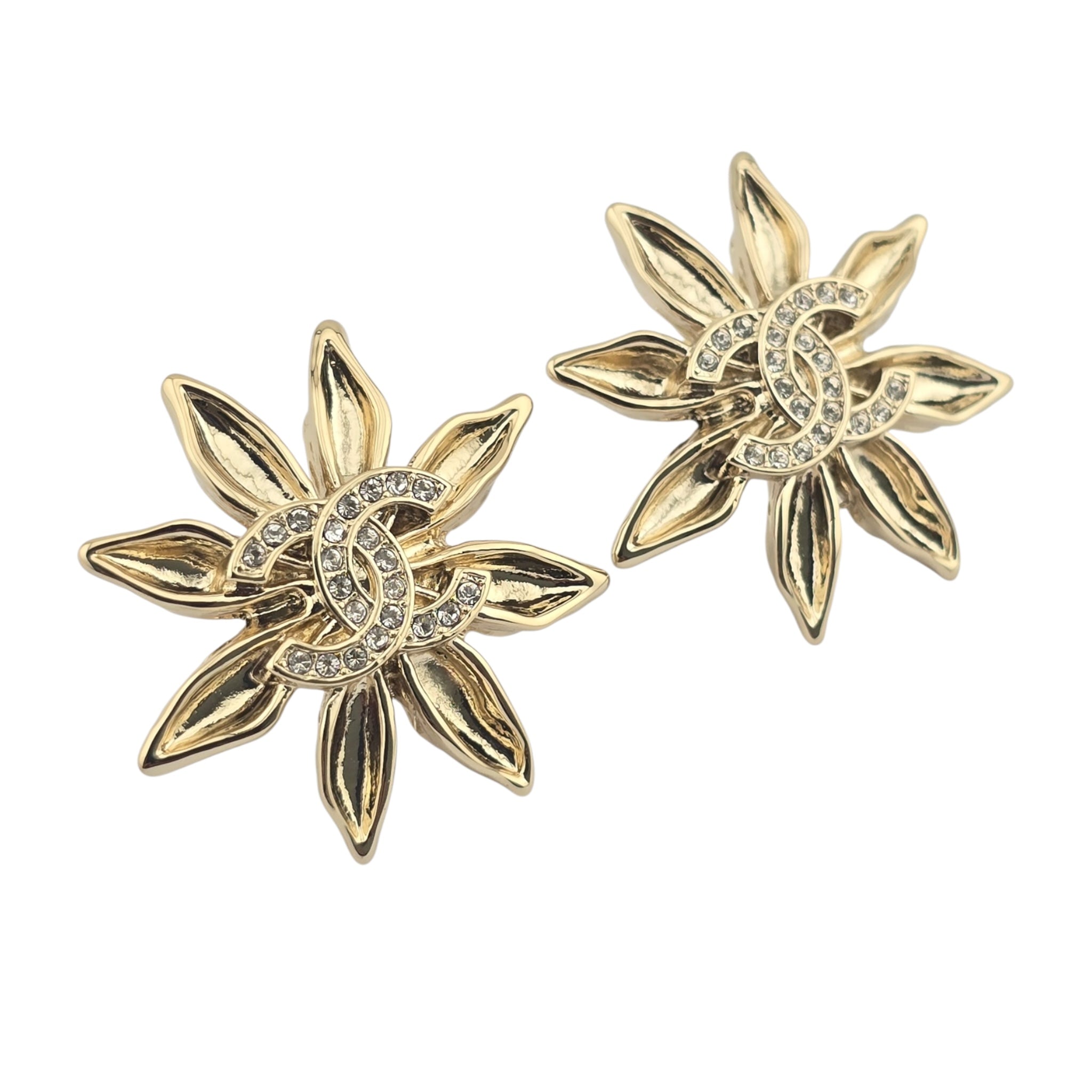 Chanel CC Gold Petal Earrings 2025 CHANEL