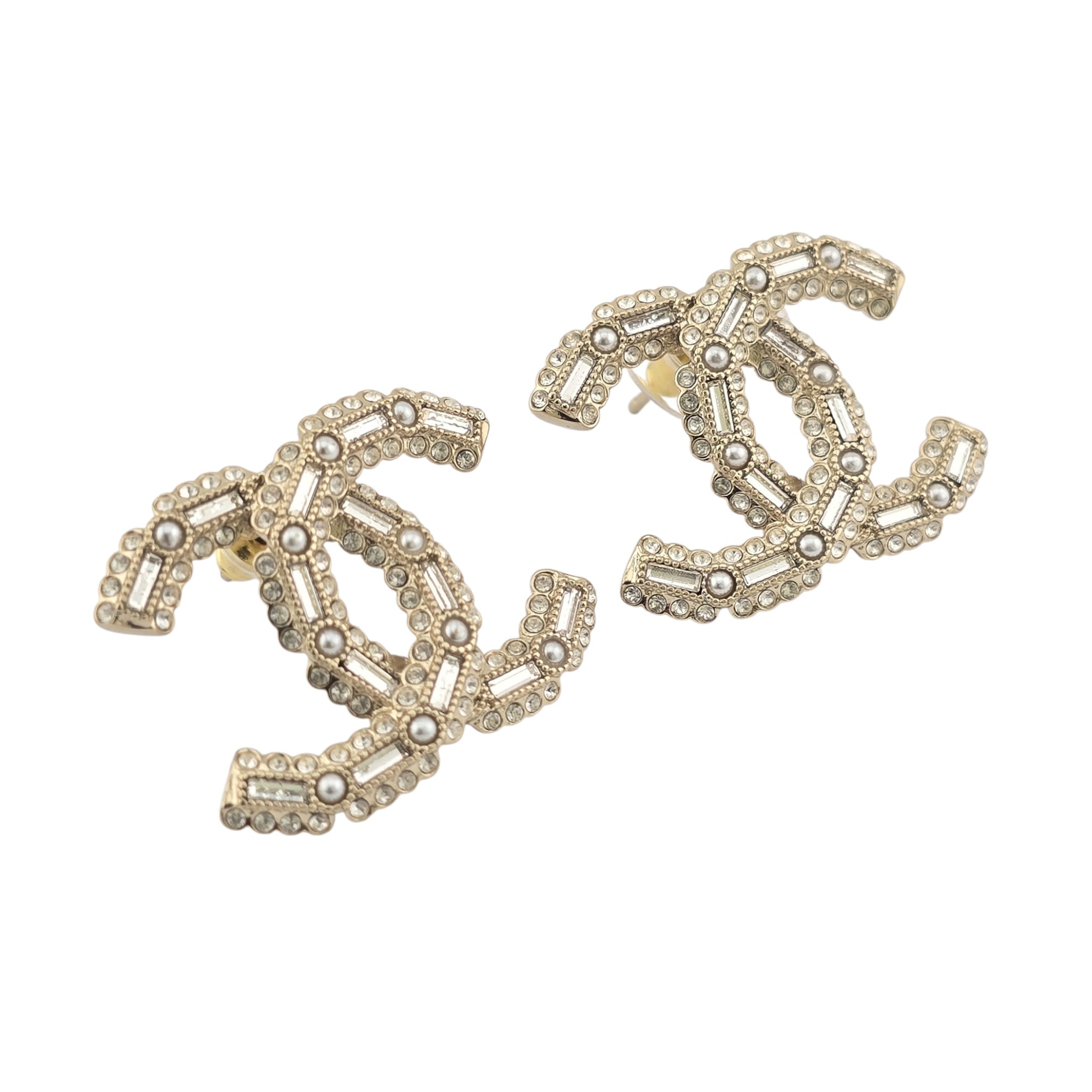 Crystal Baguette Pearl CC Earrings Gold Pearly White