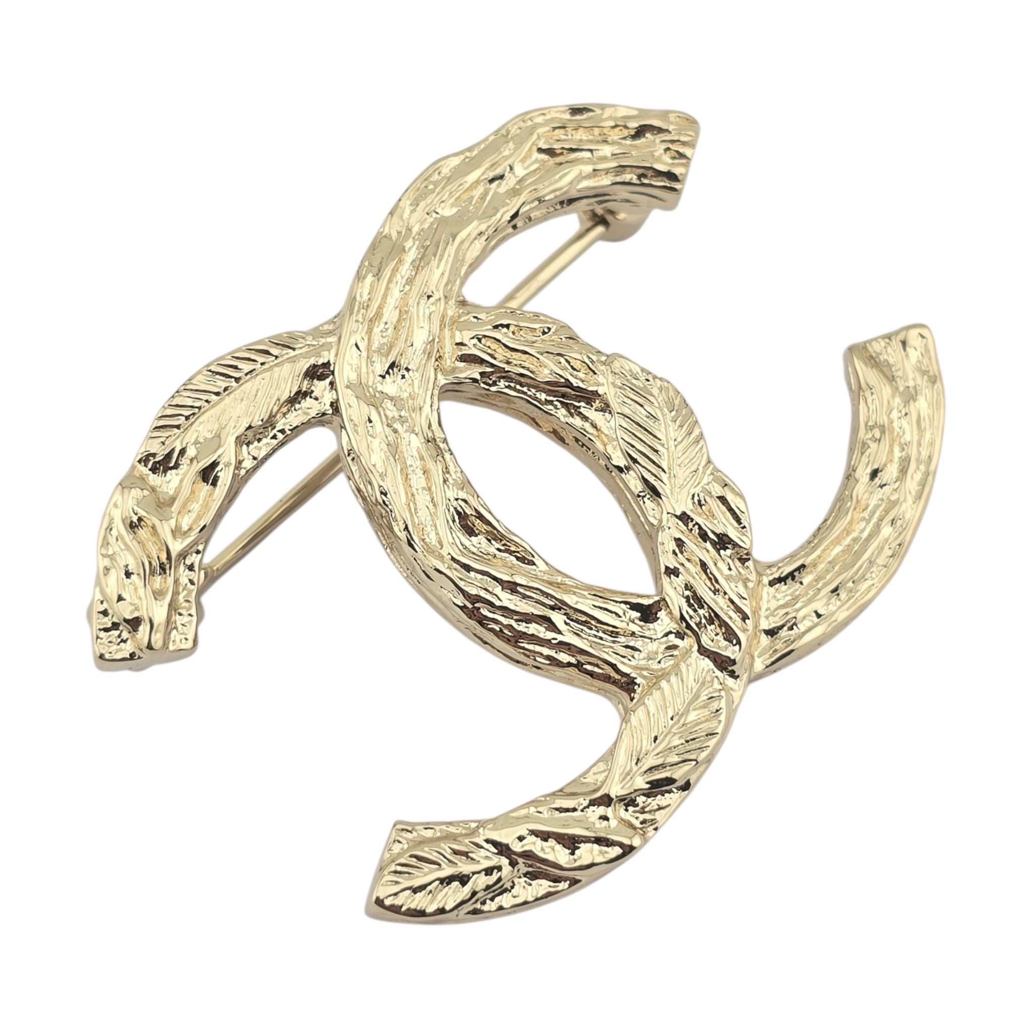Chanel CC Metal Gold Brooch 2025 CHANEL