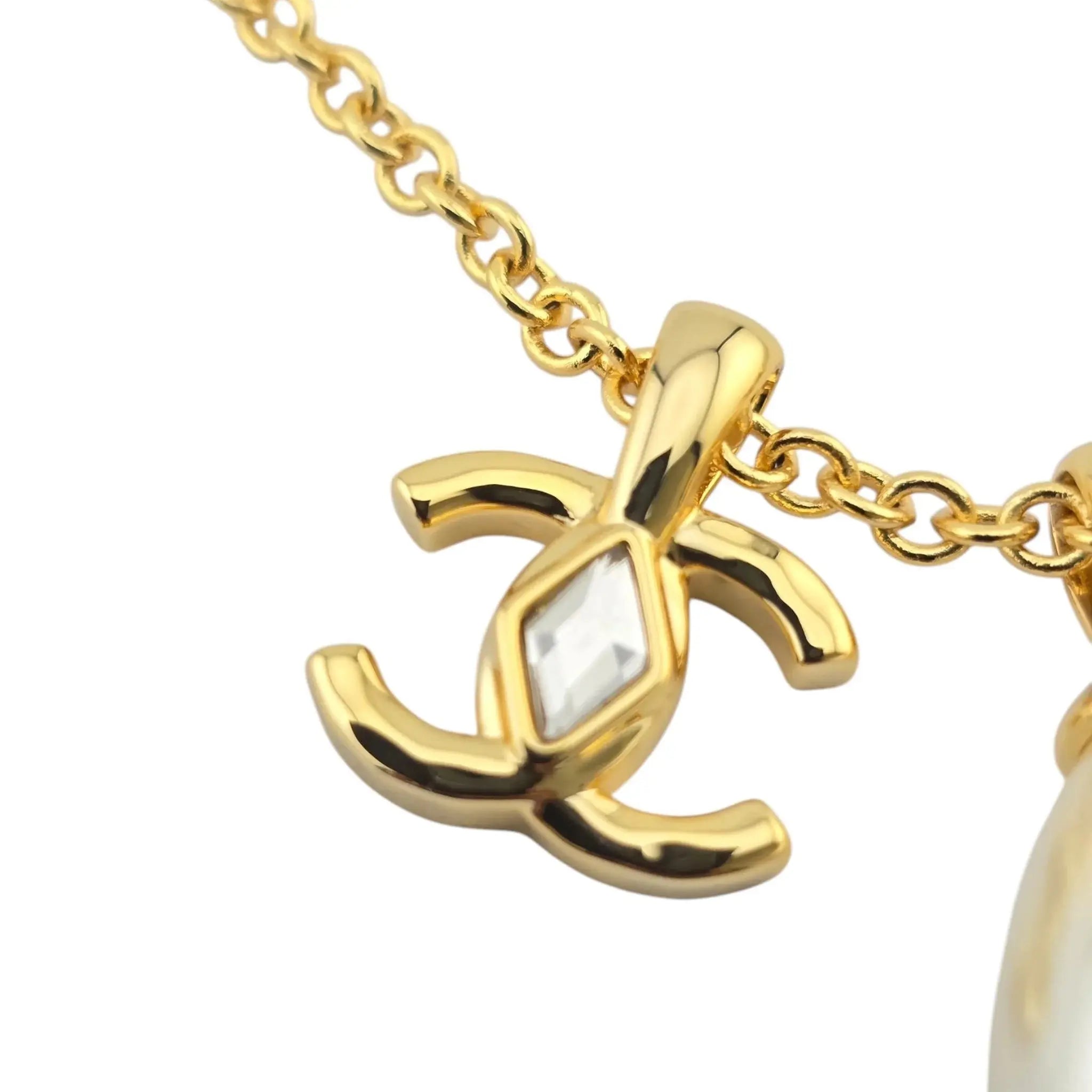 hanel CC Charms Gold Necklace 2023 CHANEL