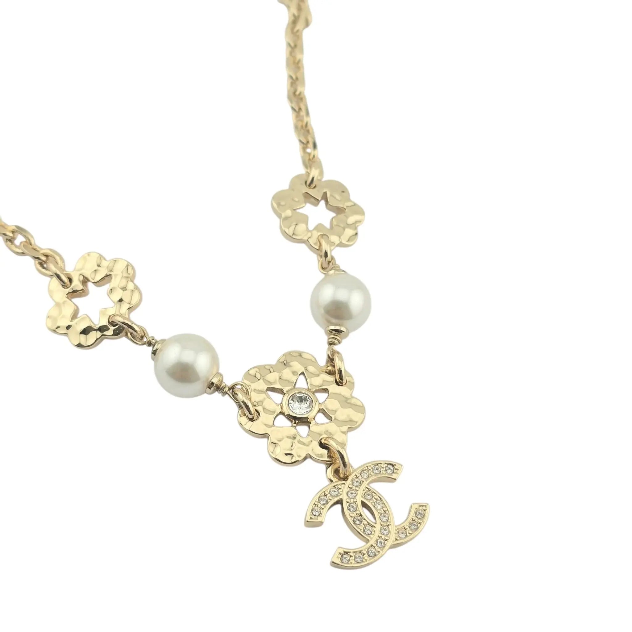 Chanel CC Floral Gold Necklace 2025 CHANEL