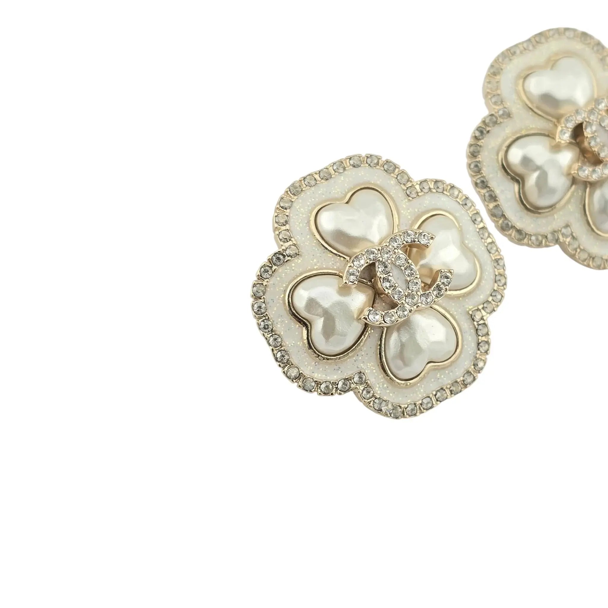 Chanel CC Faux Pearl Resin Hearts Earrings 2024 CHANEL
