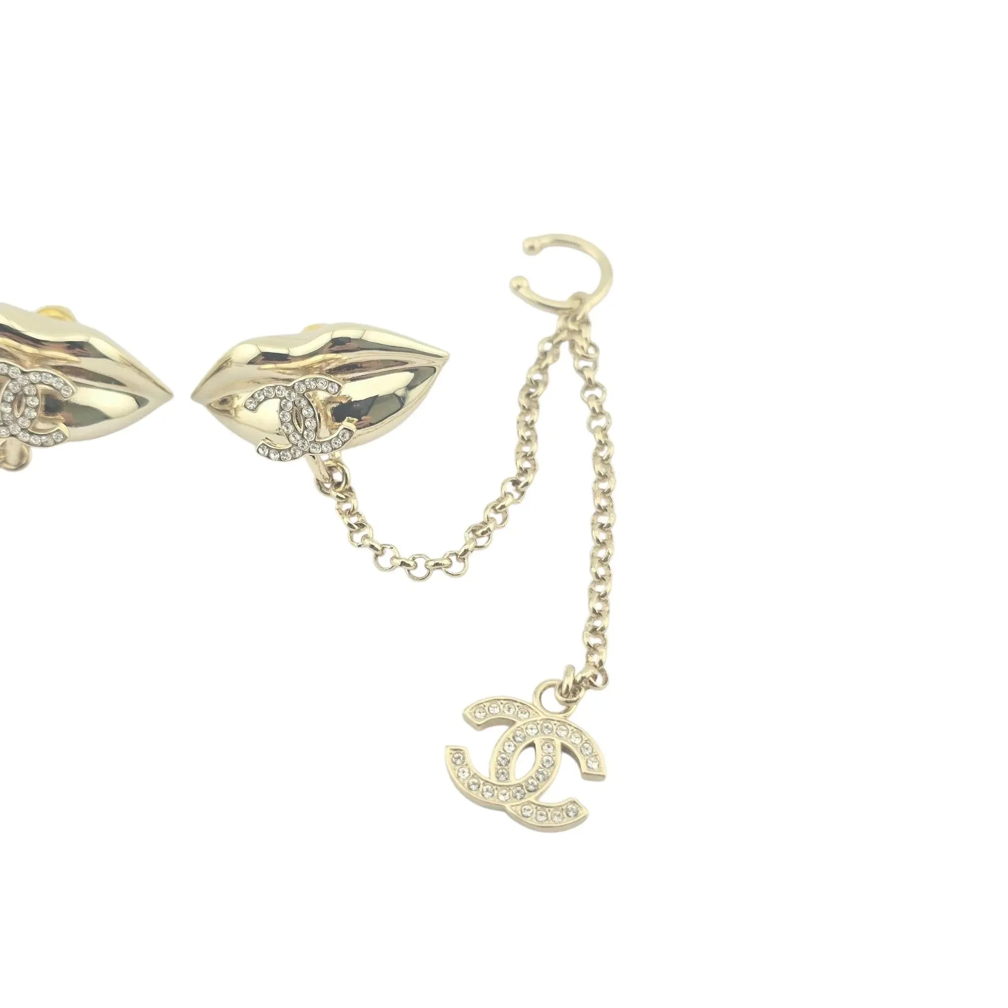 Chanel CC Crystal Lips Earrings Clip 2024 CHANEL