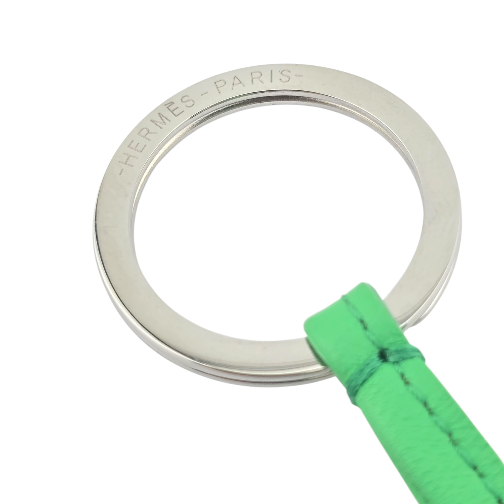 Hermes Carmen Key Ring Vert Comics