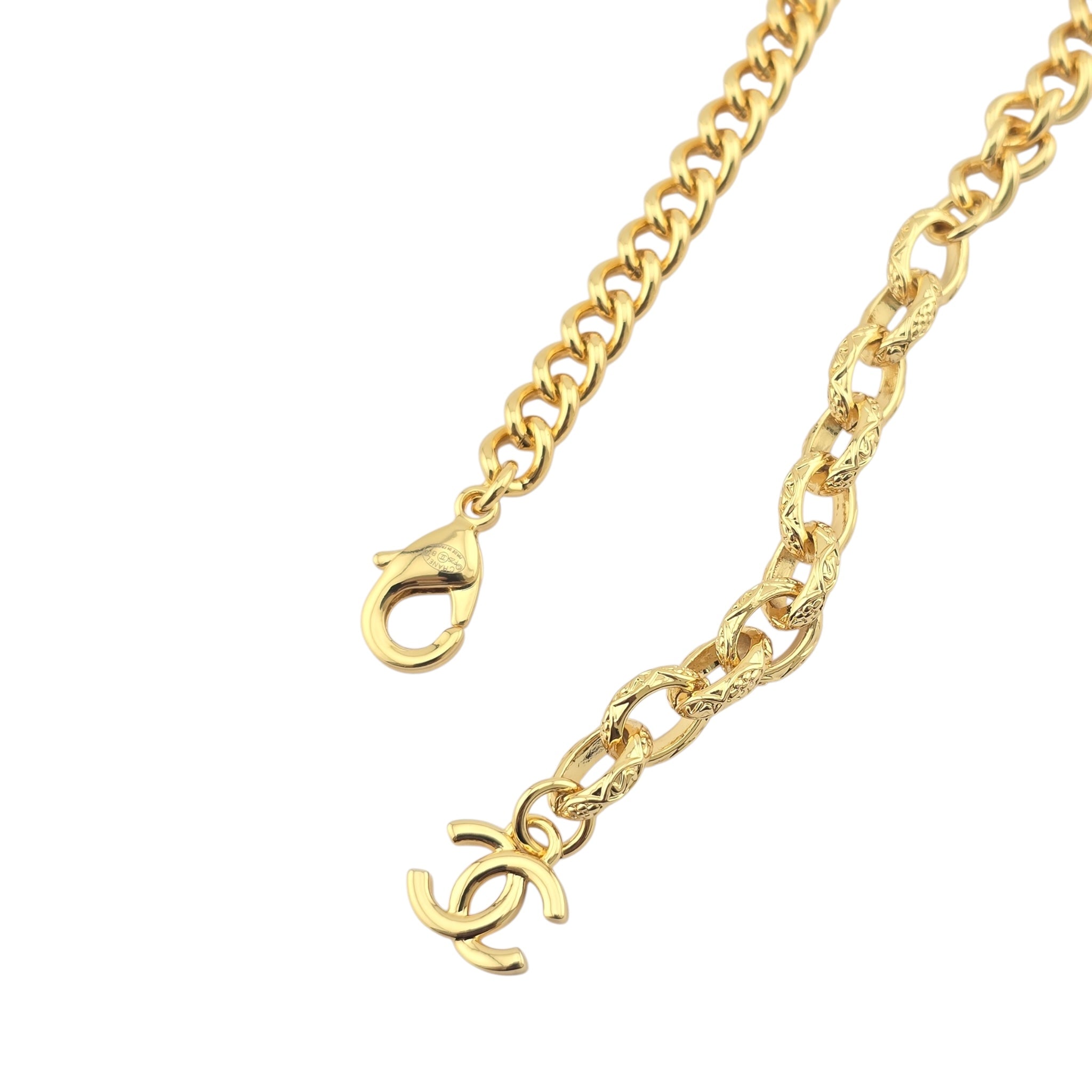 Chanel CC Gold Black Heart Pendant Bracelet 2025 CHANEL