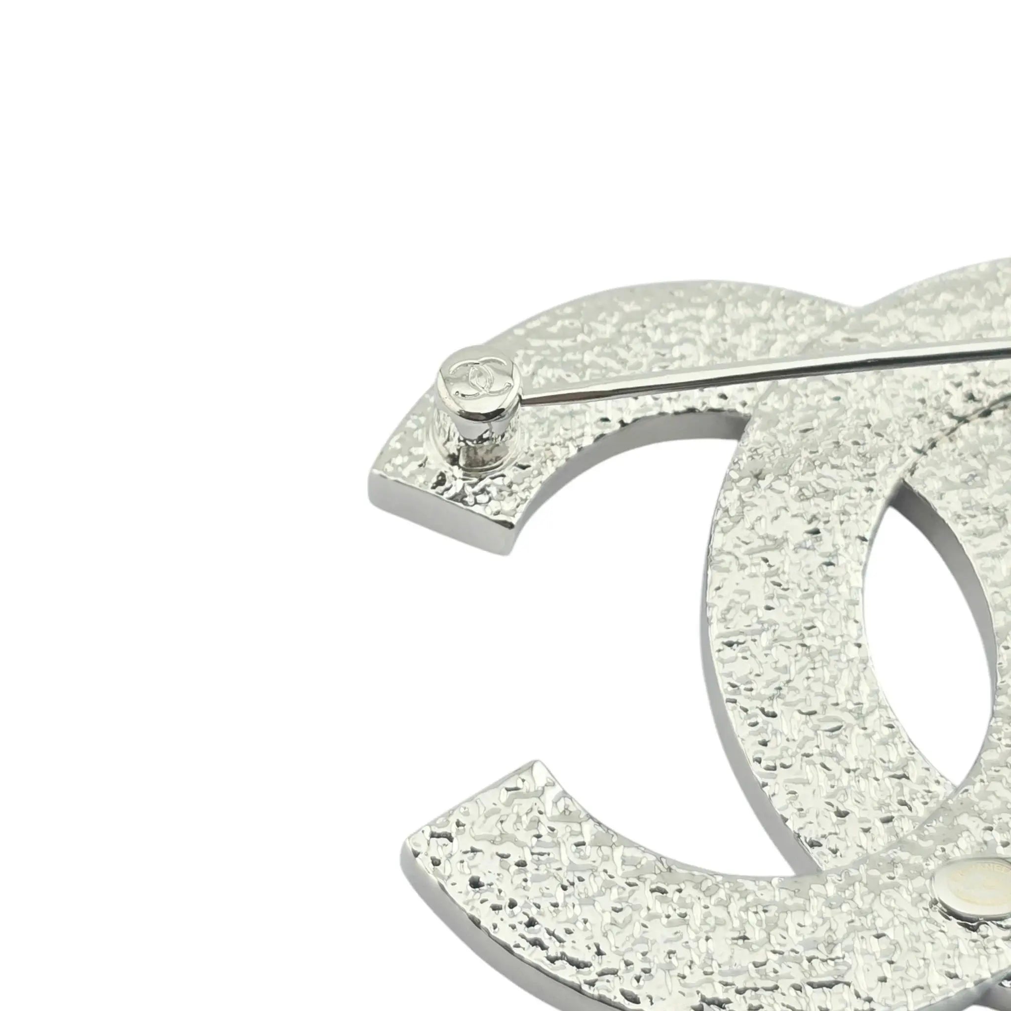 Chanel CC Silver Crystals Brooch 2025 CHANEL