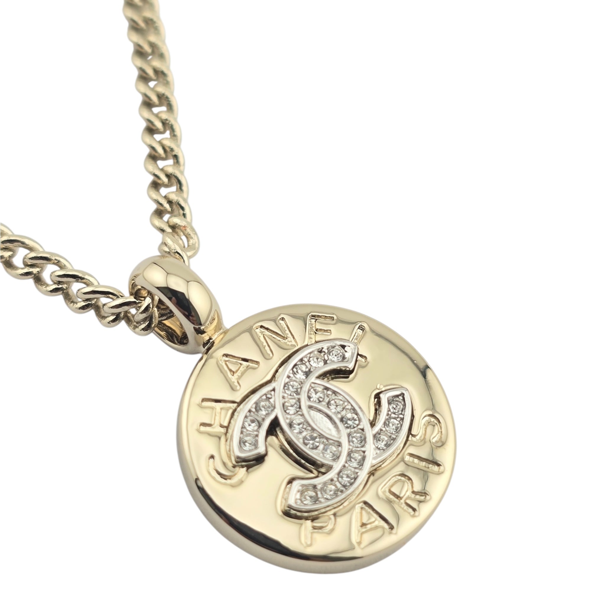 Chanel CC Round Gold Pendant Necklace 2025 CHANEL