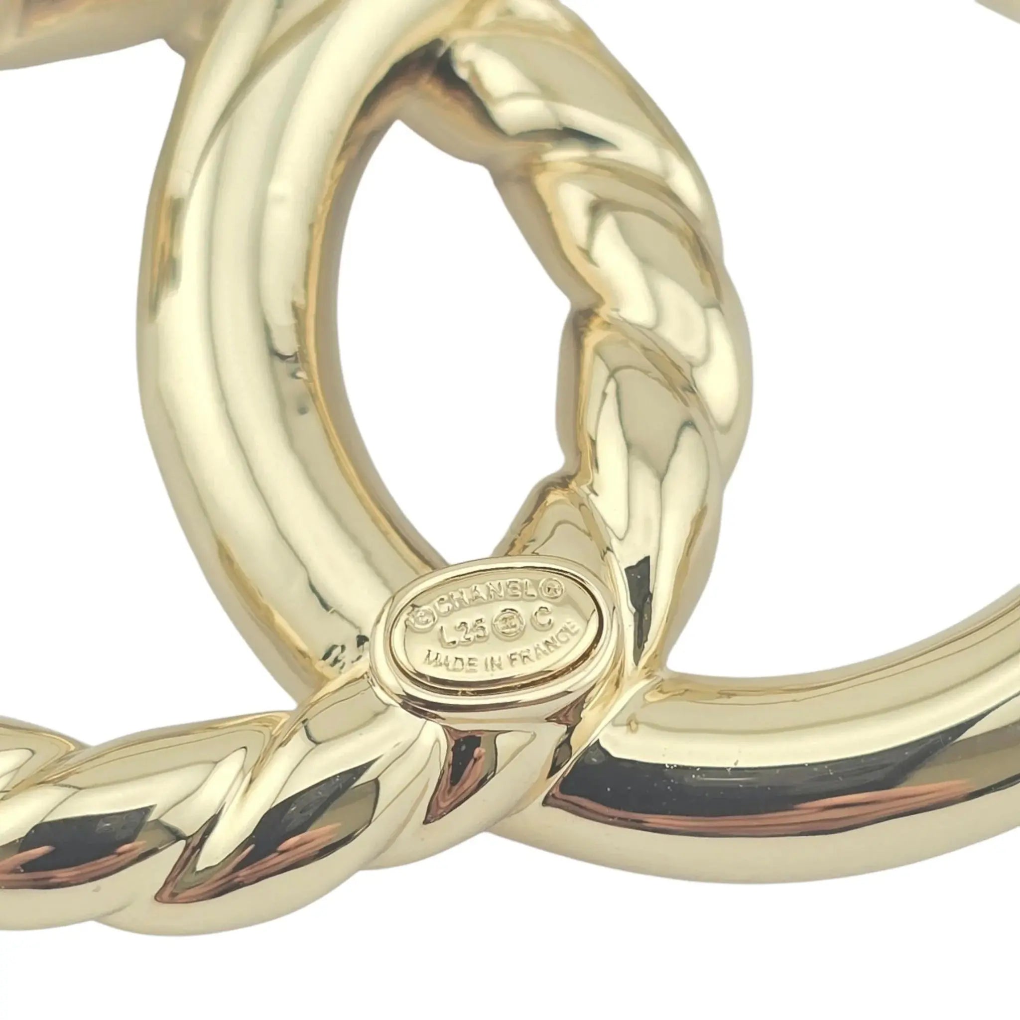 Chanel CC Gold Logo Brooch 2025 CHANEL