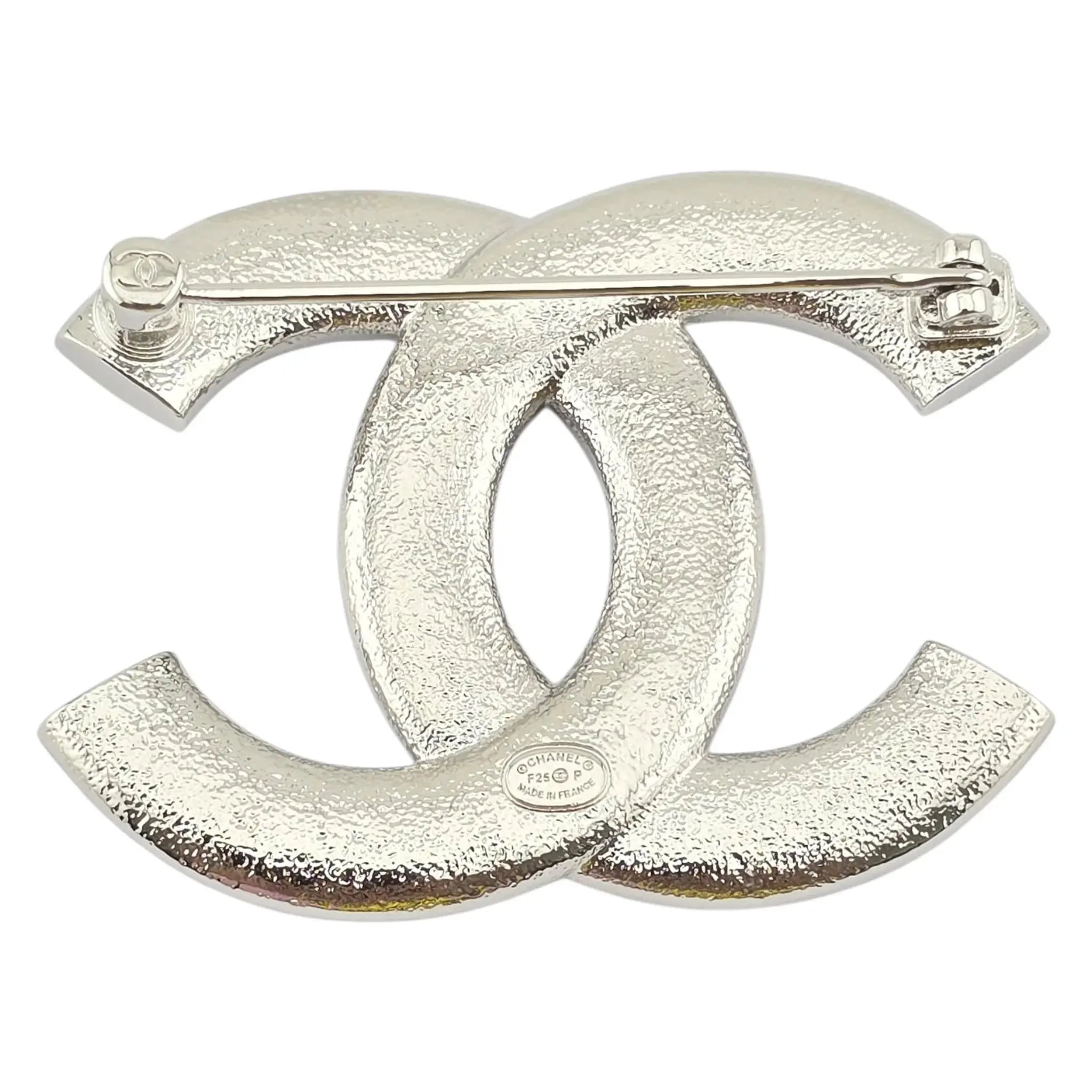 Chanel CC Silver Star Crystal Brooch 2025 CHANEL