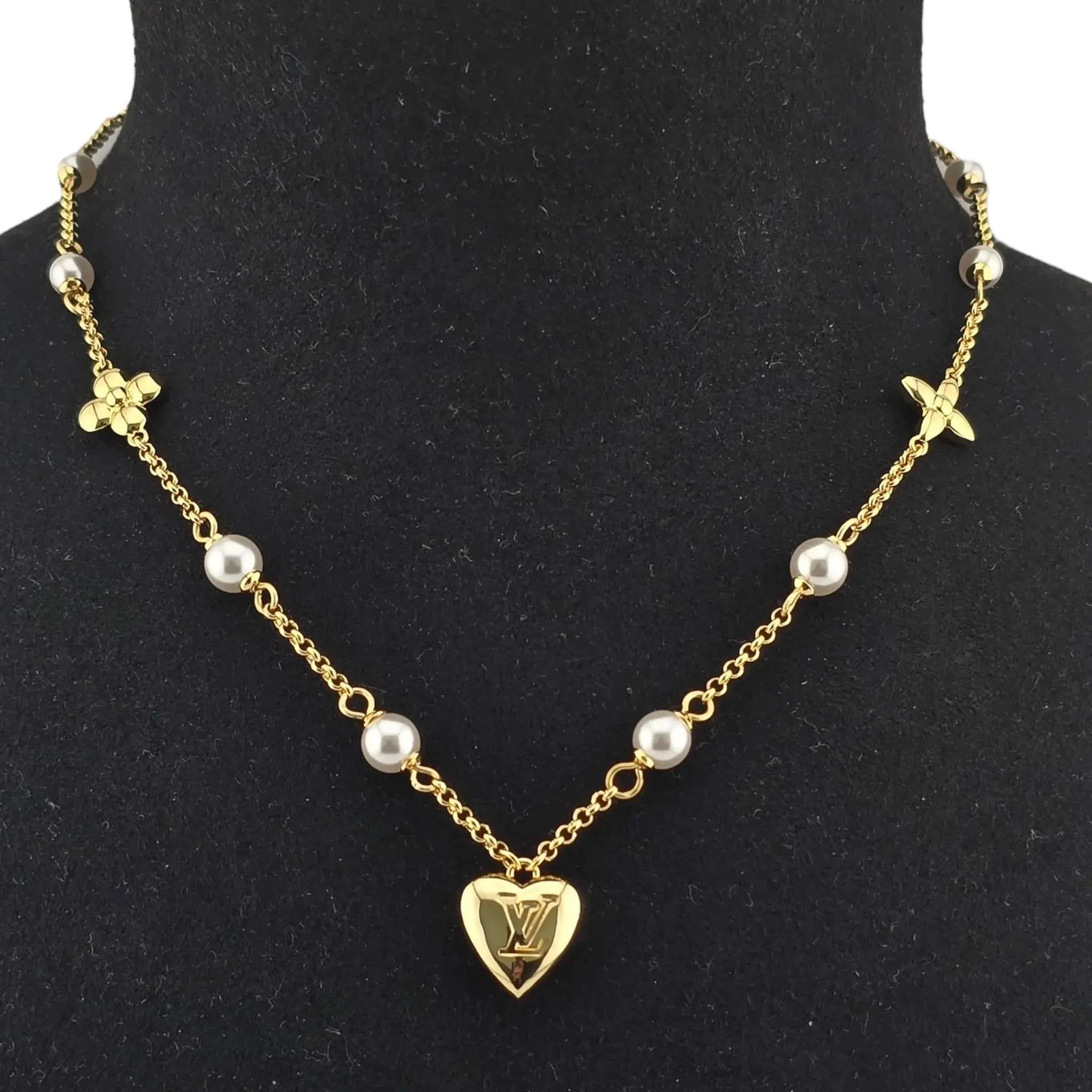 Louis Vuitton LV Heart Necklace LOUIS VUITTON