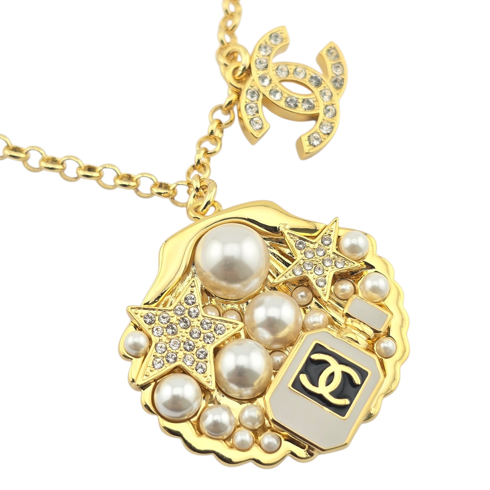 Chanel CC Shell Pendant Gold Necklace 2025 CHANEL