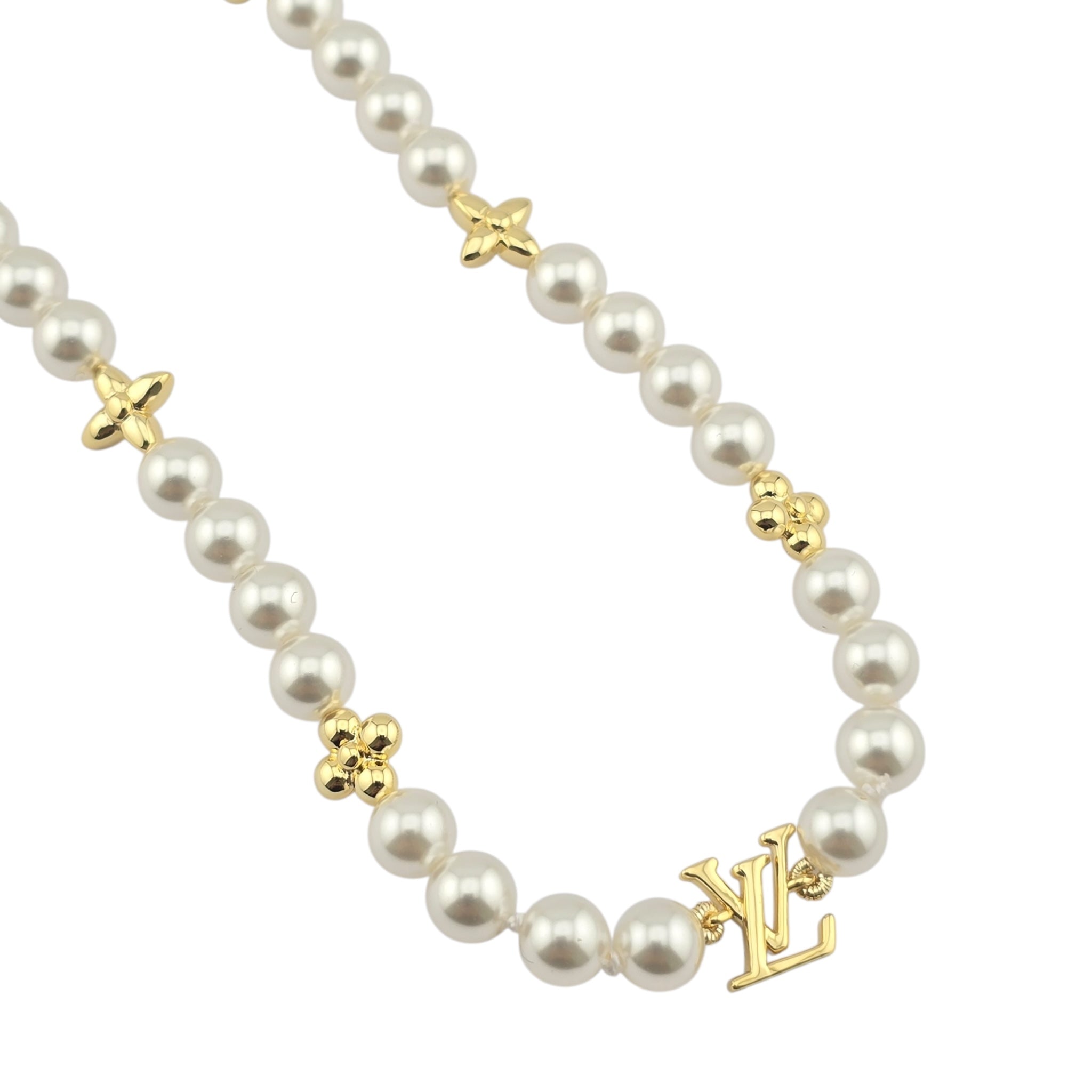 Louis Vuitton My LV Pearl Collier Necklace