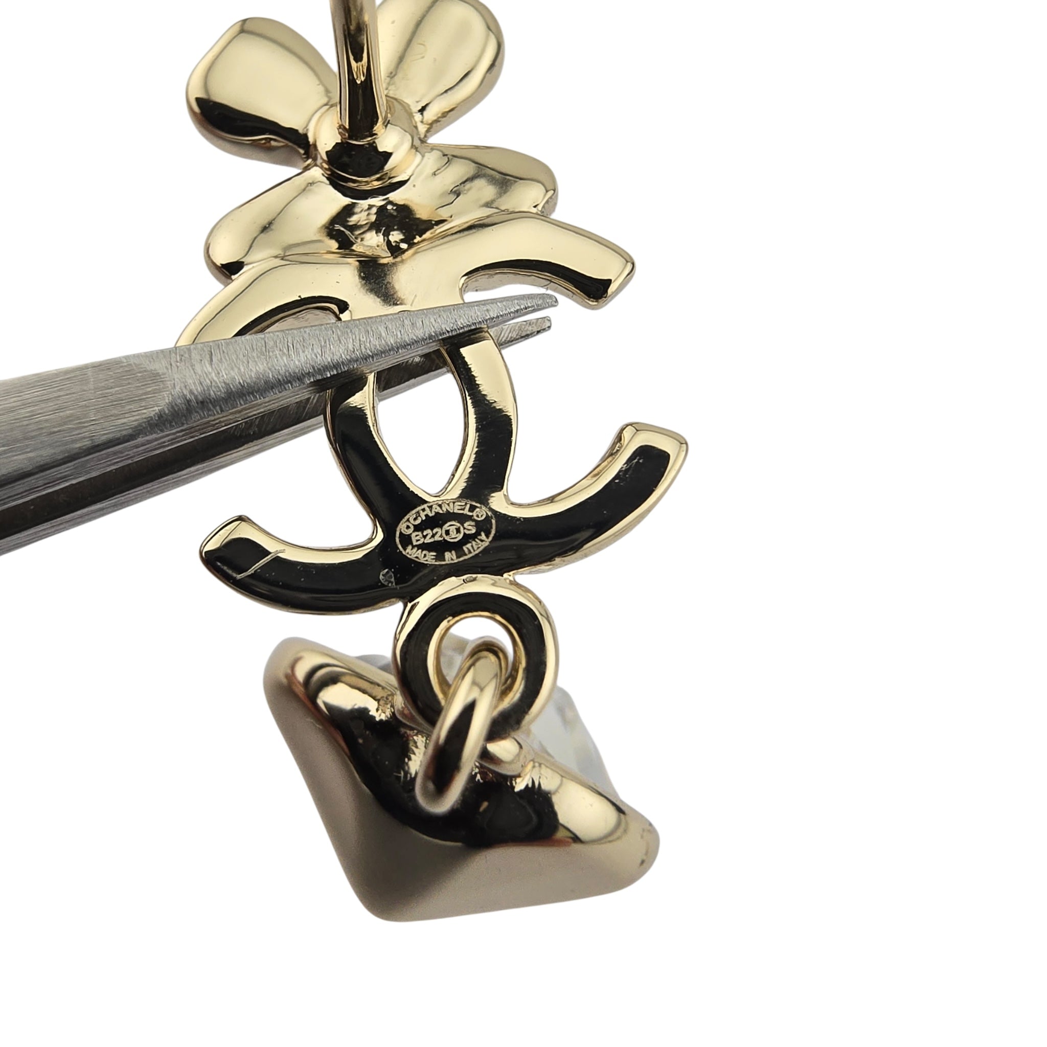 Chanel CC Clover Heart Gold Earrings 2022 CHANEL