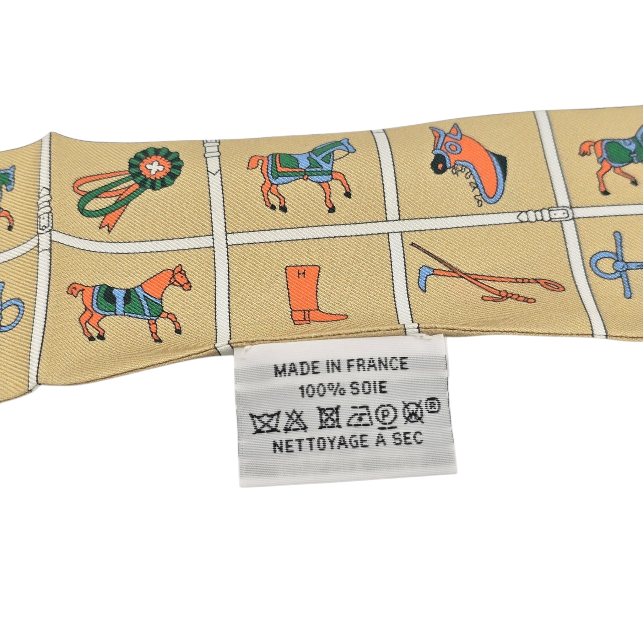 Hermes Silk Couvertures Et Tenues Twilly Mordore White Blue HERMES