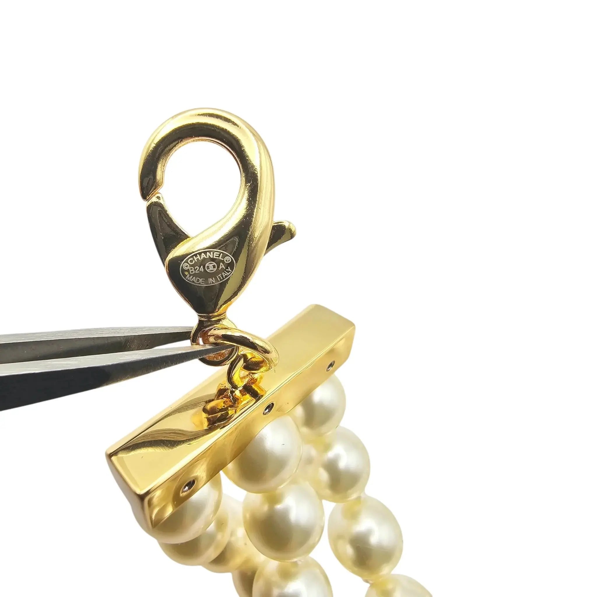 Chanel CC Faux Pearl Gold Choker Necklace 2024 CHANEL