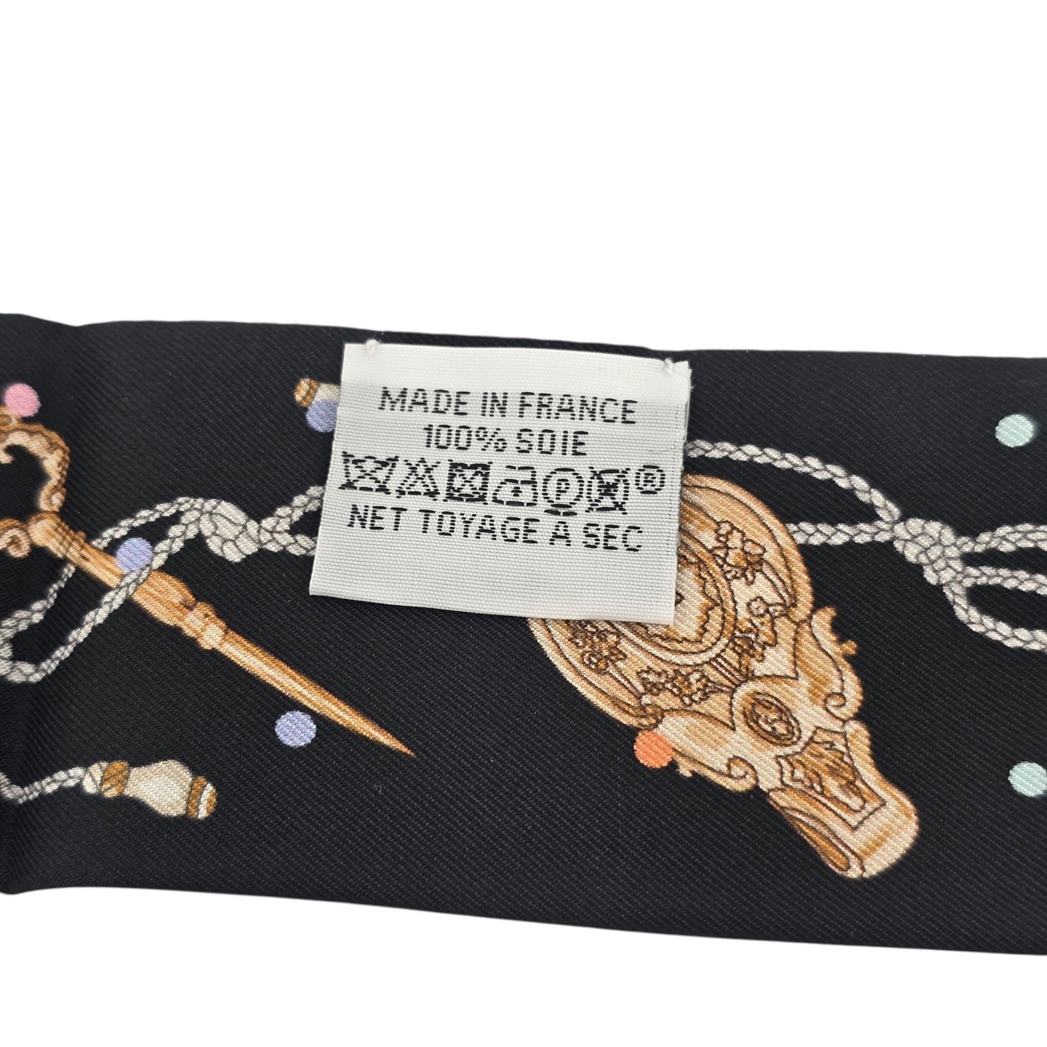 Hermes Silk Les Cles a Pois Twilly HERMES