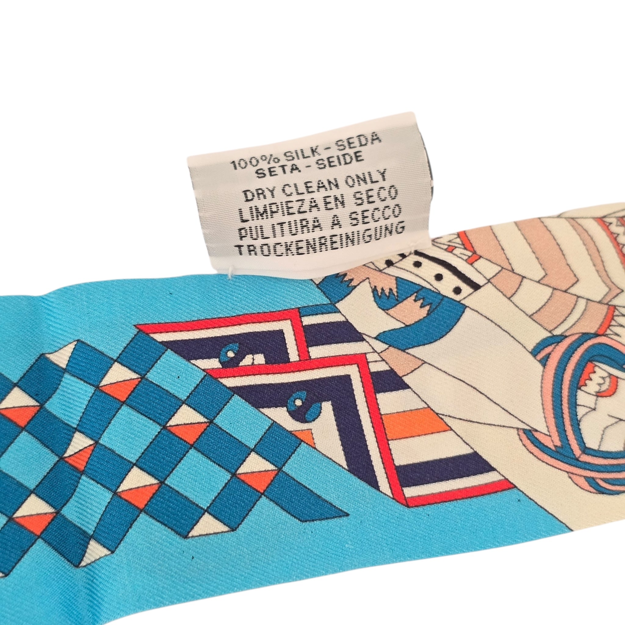 Hermes Silk Twilly De L’Ombrelle Aux Duels Blue Potiron and Creme HERMES