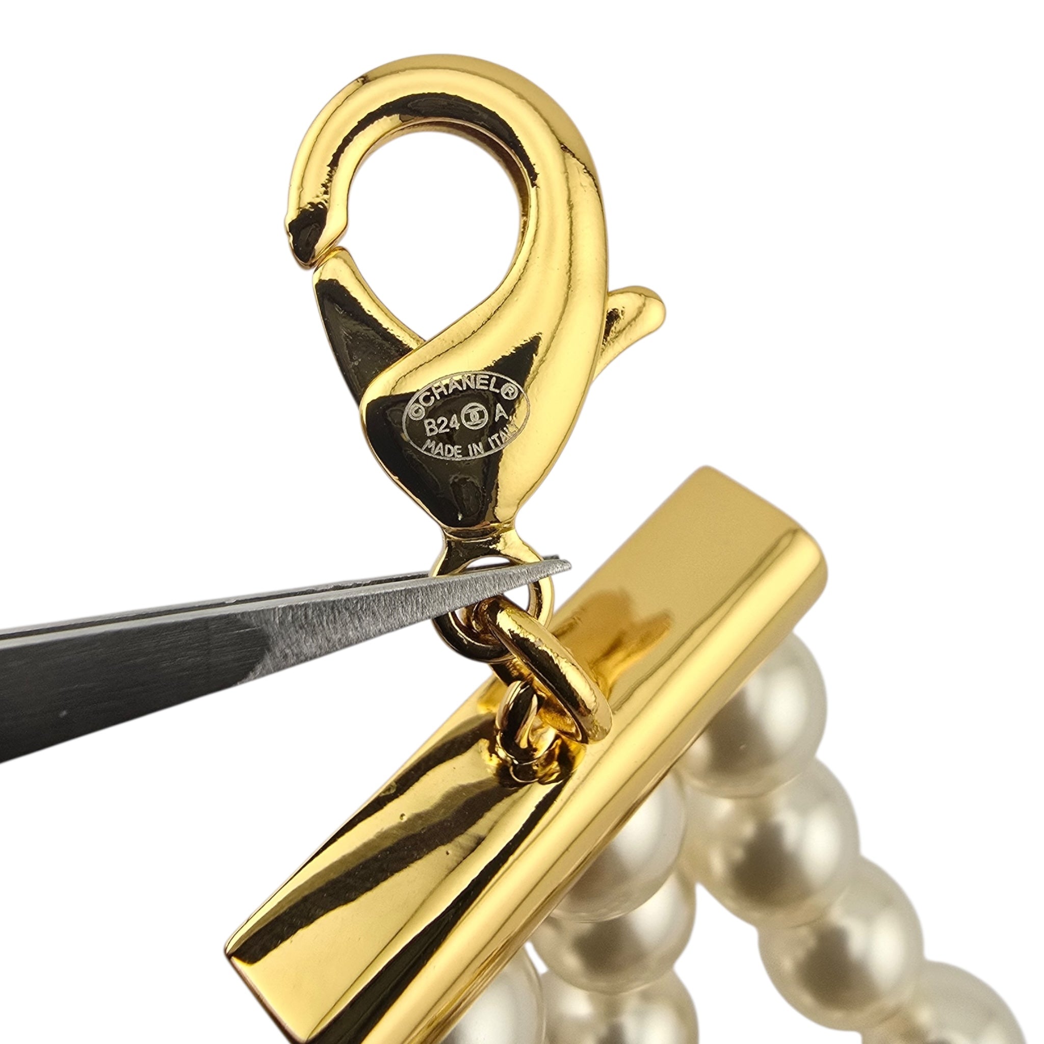 Chanel CC Faux Pearl Turnlock Bracelet 2024 CHANEL