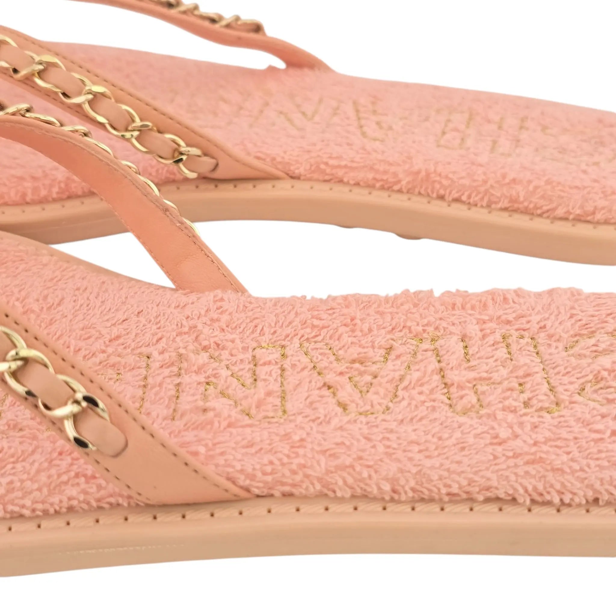 Chanel CC Calfskin Chain Thong Pink Sandals 39 UK6 CHANEL