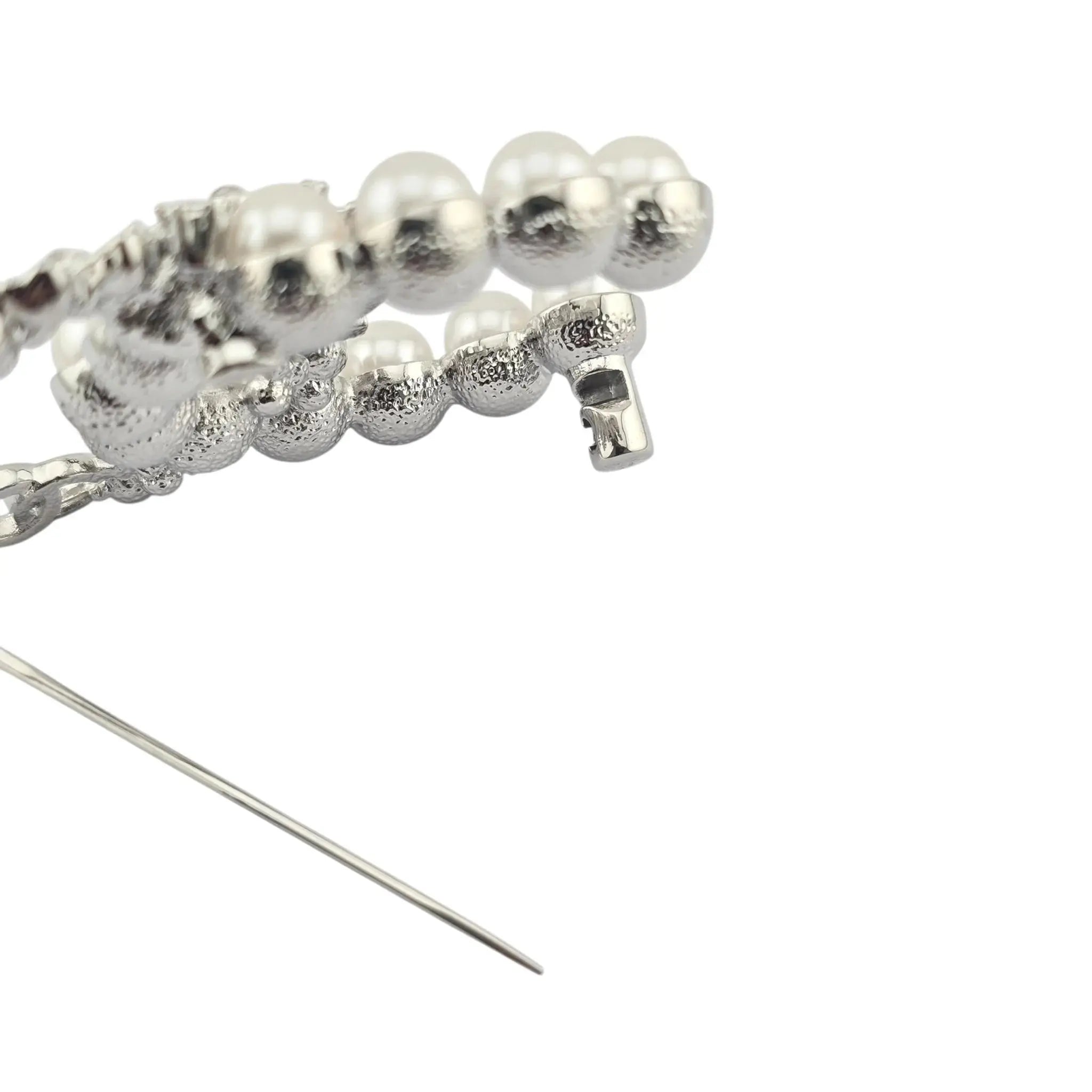 Chanel CC Crystal Pearl Star 5 Brooch Silver Pearly White B23 CHANEL