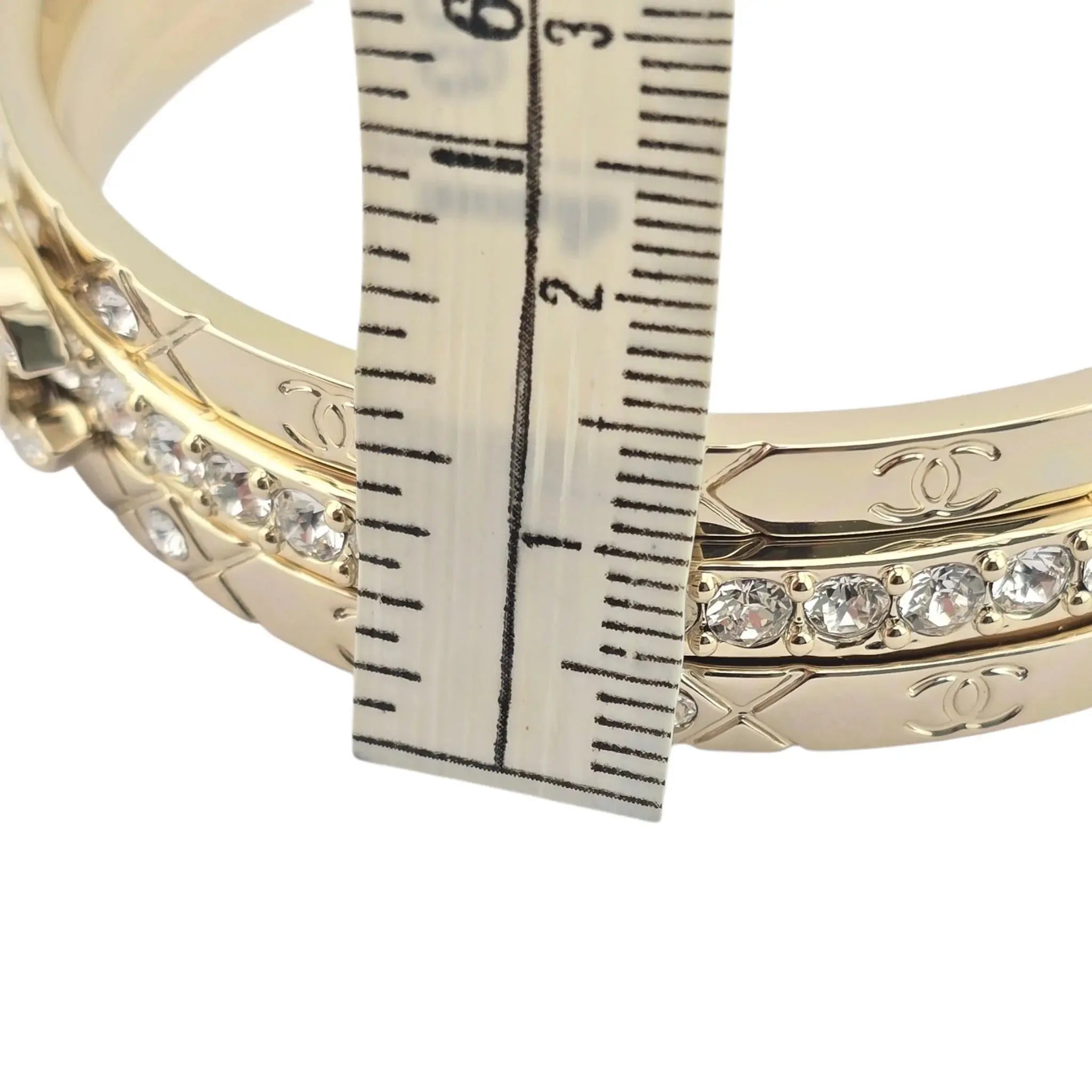Chanel CC Cuff Bangle Gold Set M 2025 CHANEL
