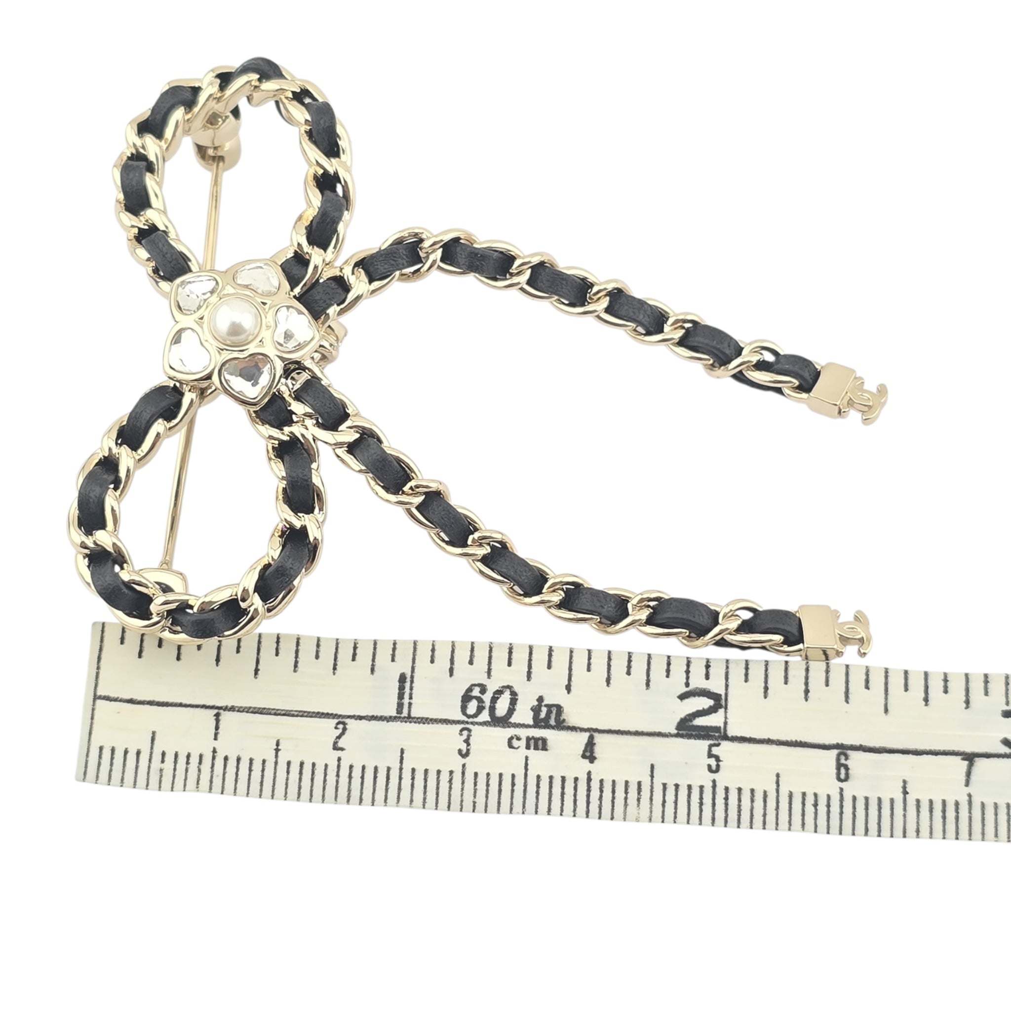 Chanel CC Bow Leather Gold Brooch 2025