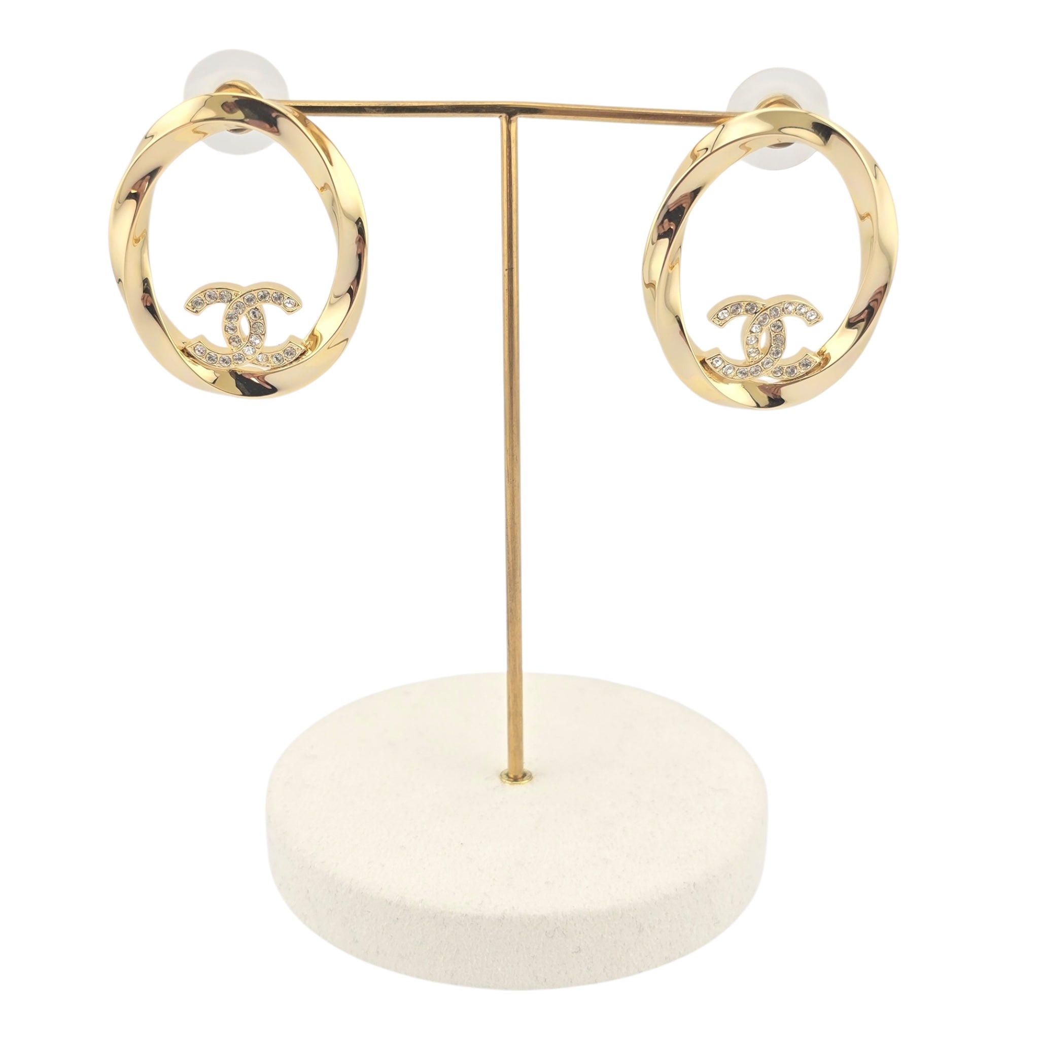Chanel CC Gold Oval Earrings 2025 CHANEL