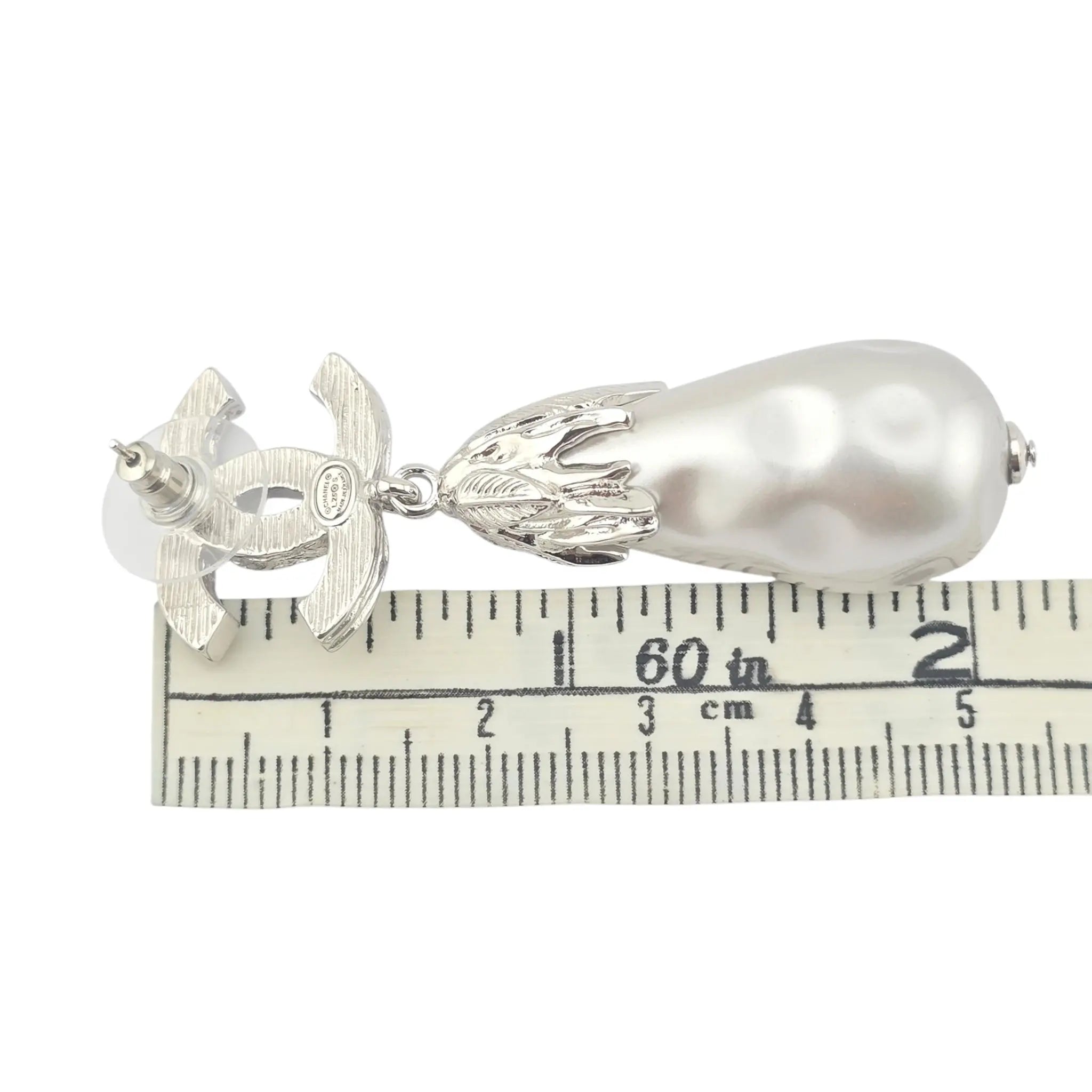 Chanel CC Faux Pearl Silver Leaf Earrings 2025 CHANEL