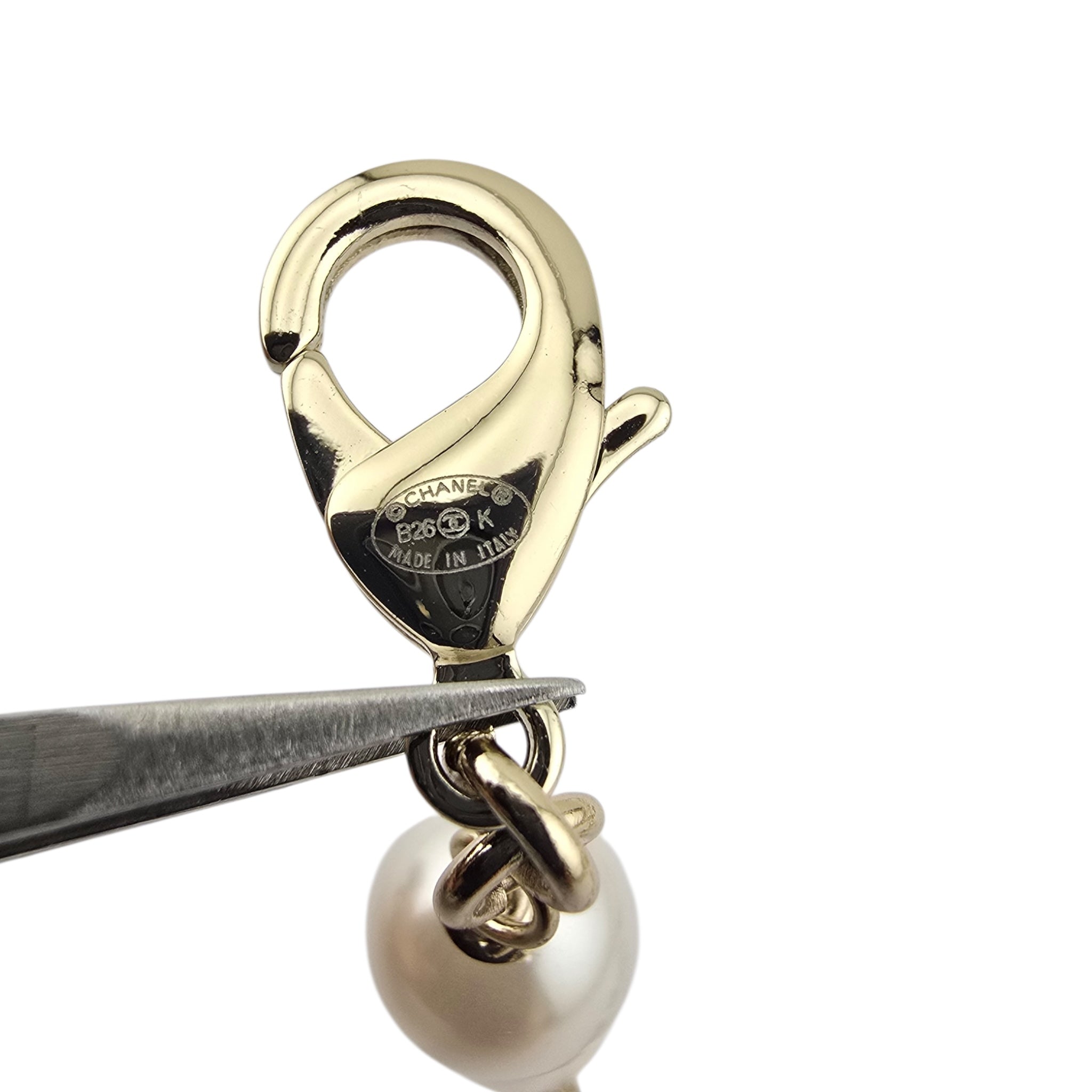 Chanel CC Faux Pearl Gold Long Necklace 2026