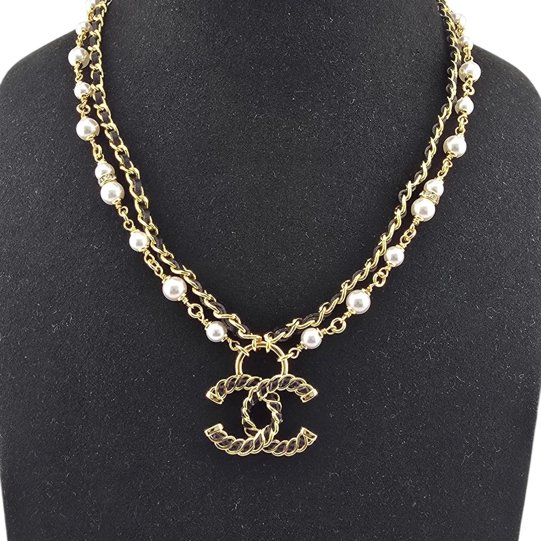 Chanel CC Faux Pearl Leather Necklace 2024 CHANEL