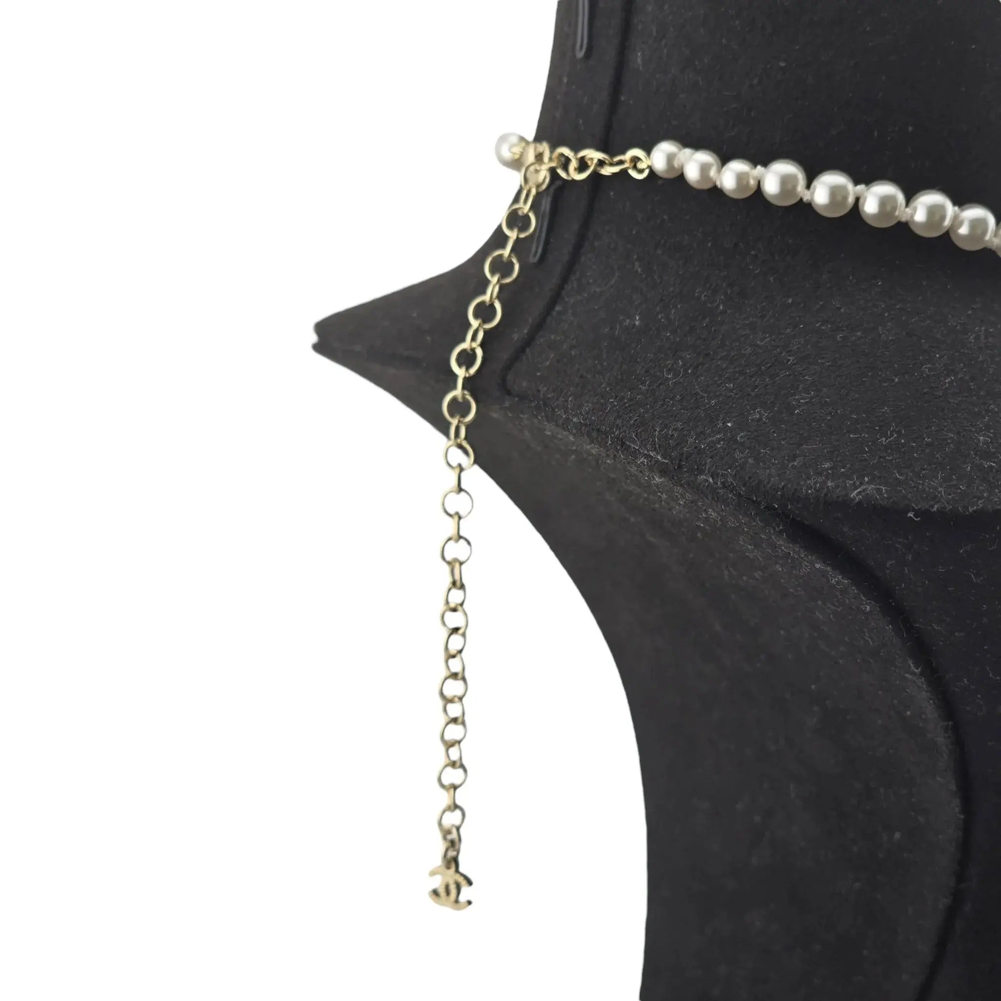 Chanel CC Faux Pearl Gold Necklace 2025 CHANEL