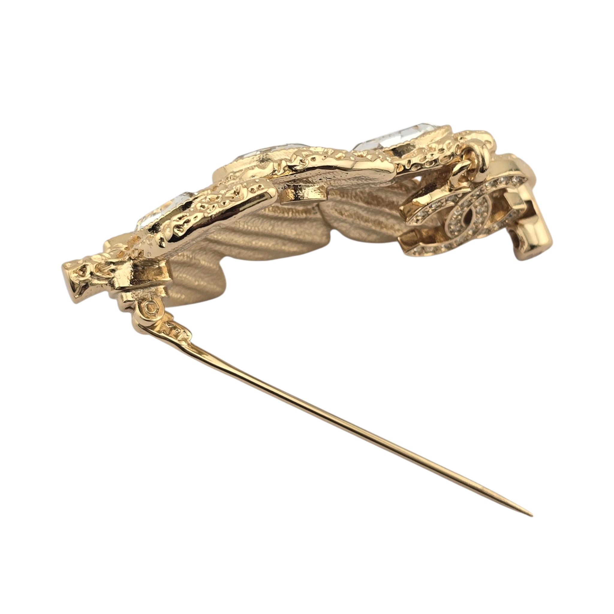 Chanel CC Gold Crystal Leaf Brooch 2025 CHANEL