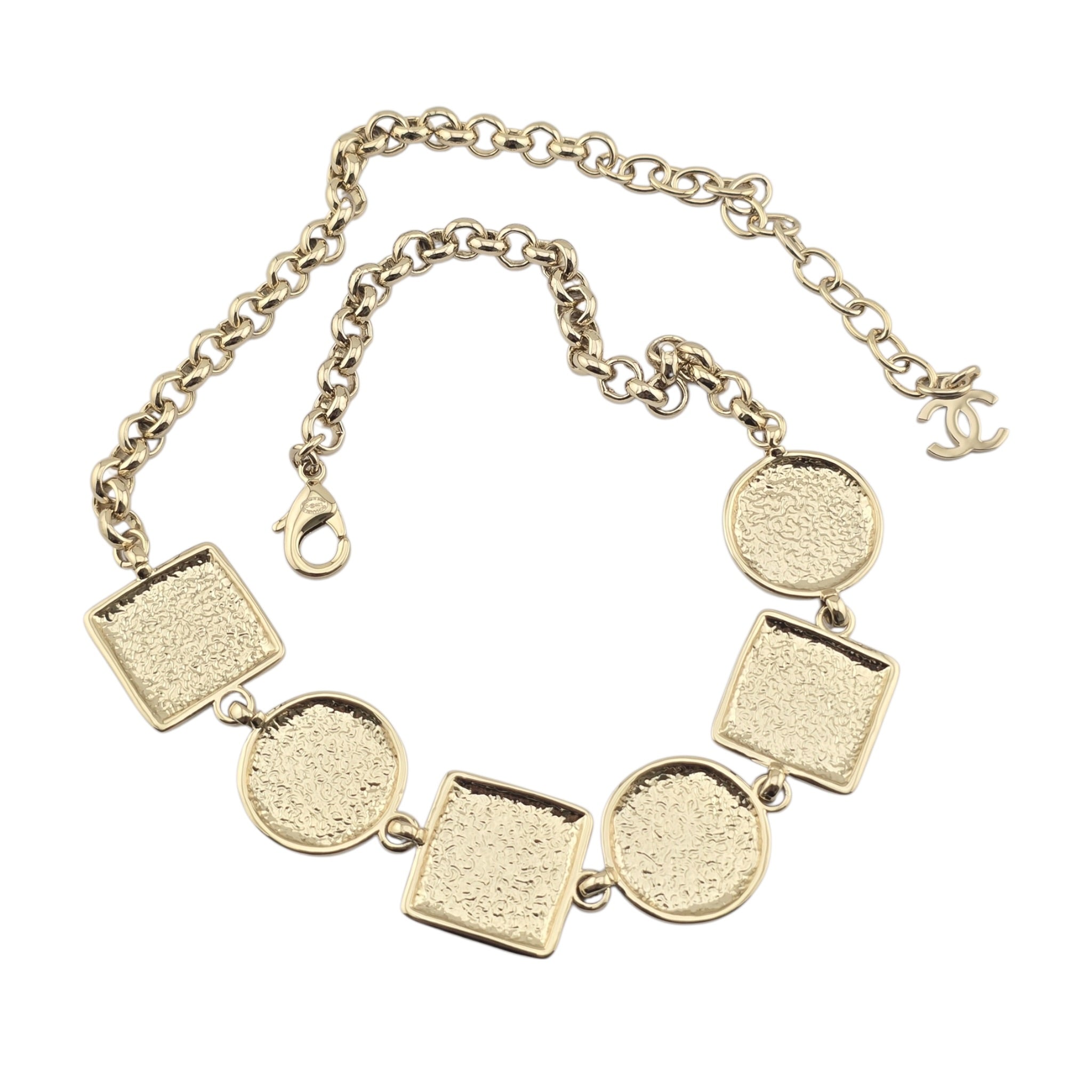 Chanel Cruise 26 Gold Resin Necklace 2026 CHANEL