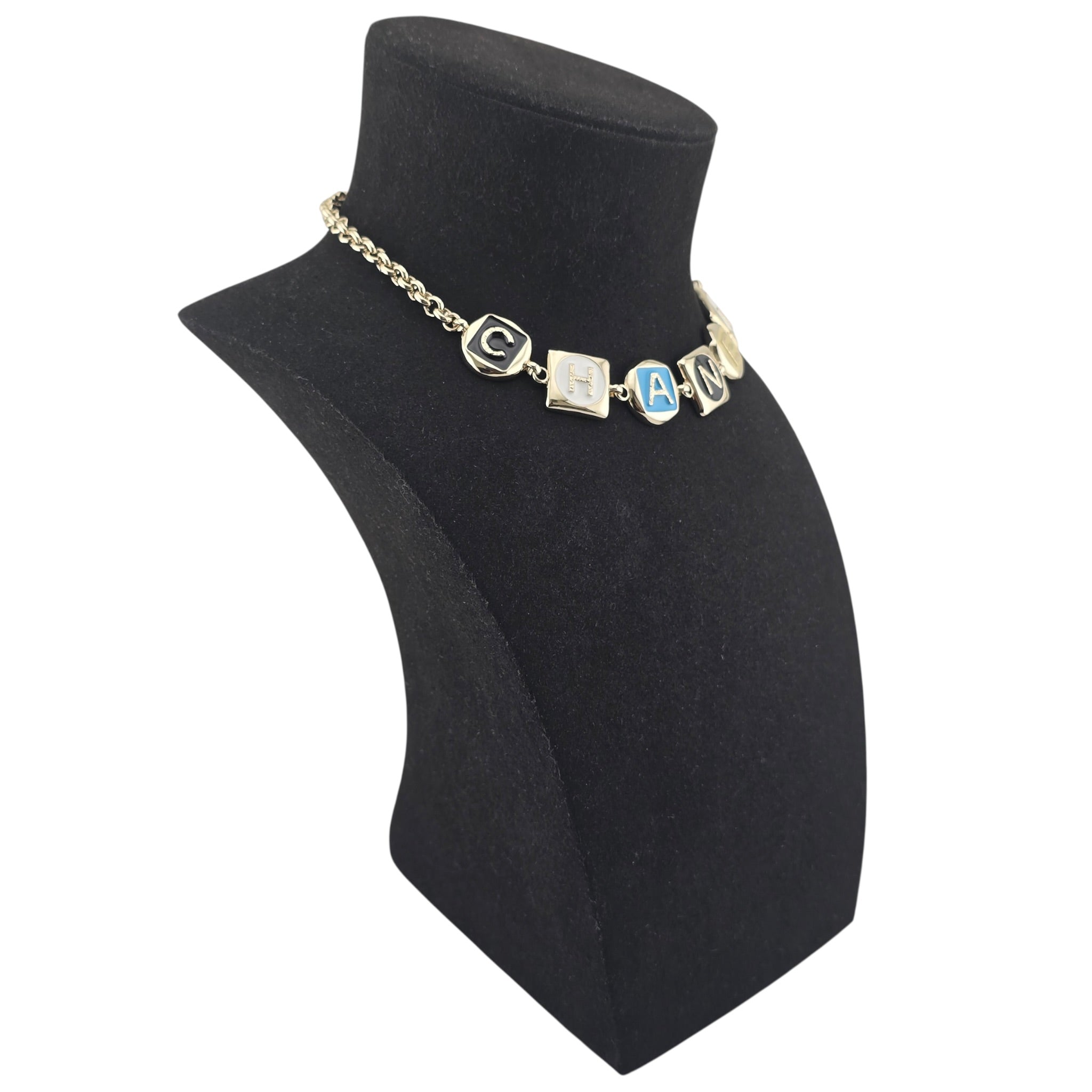 Chanel Cruise 26 Gold Resin Necklace 2026 CHANEL