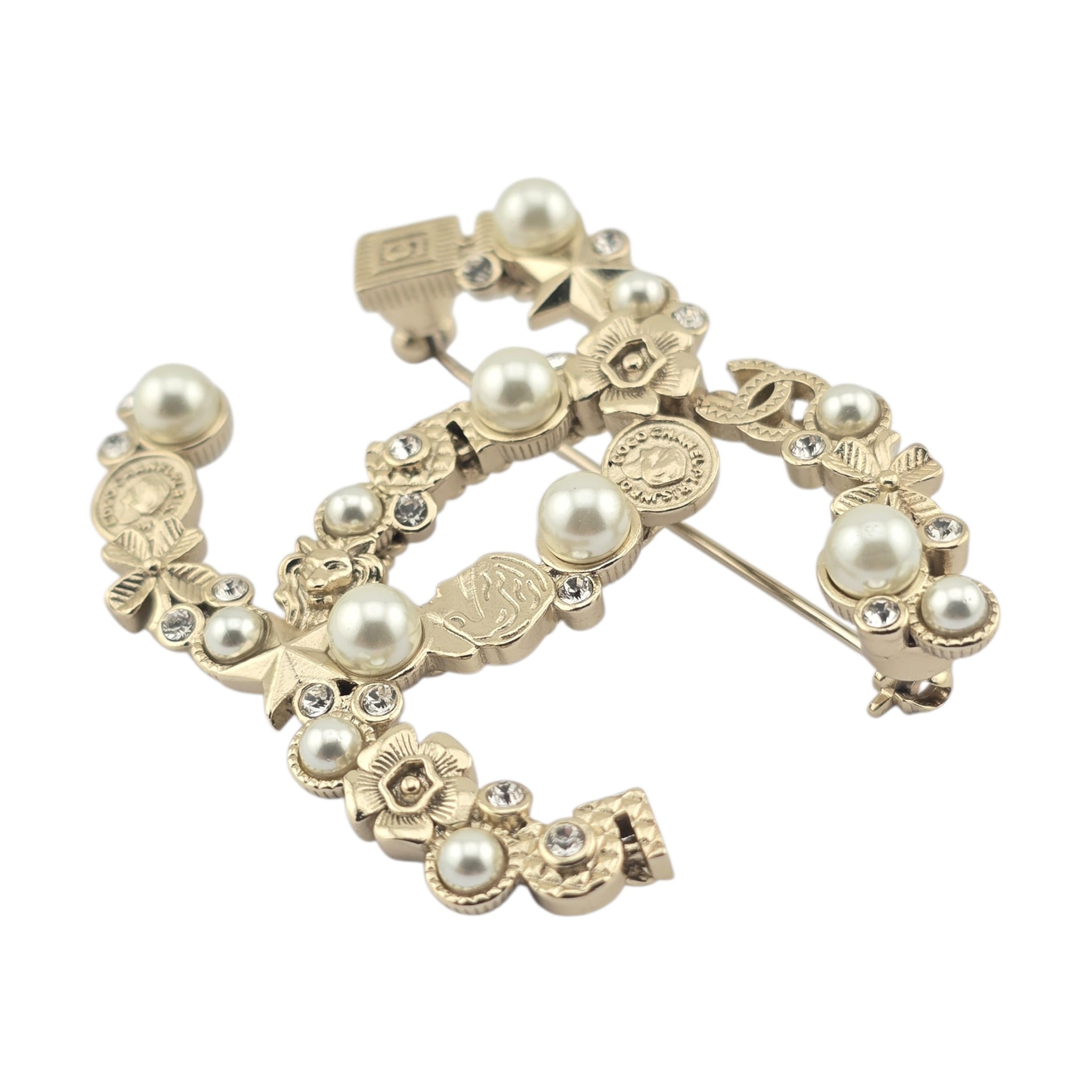 Chanel CC Faux Pearl Gold Brooch 2020 CHANEL