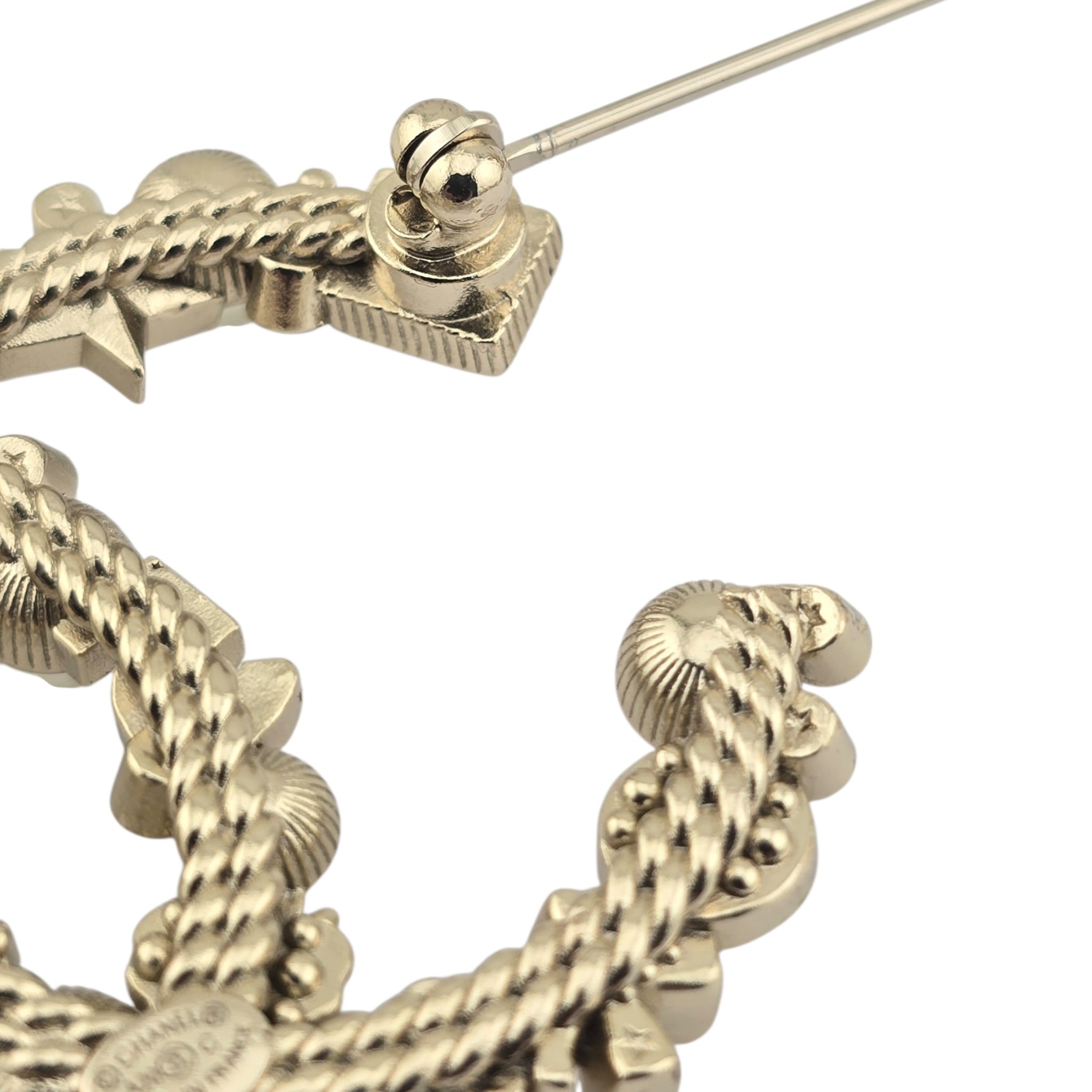 Chanel CC Faux Pearl Gold Brooch 2020 CHANEL