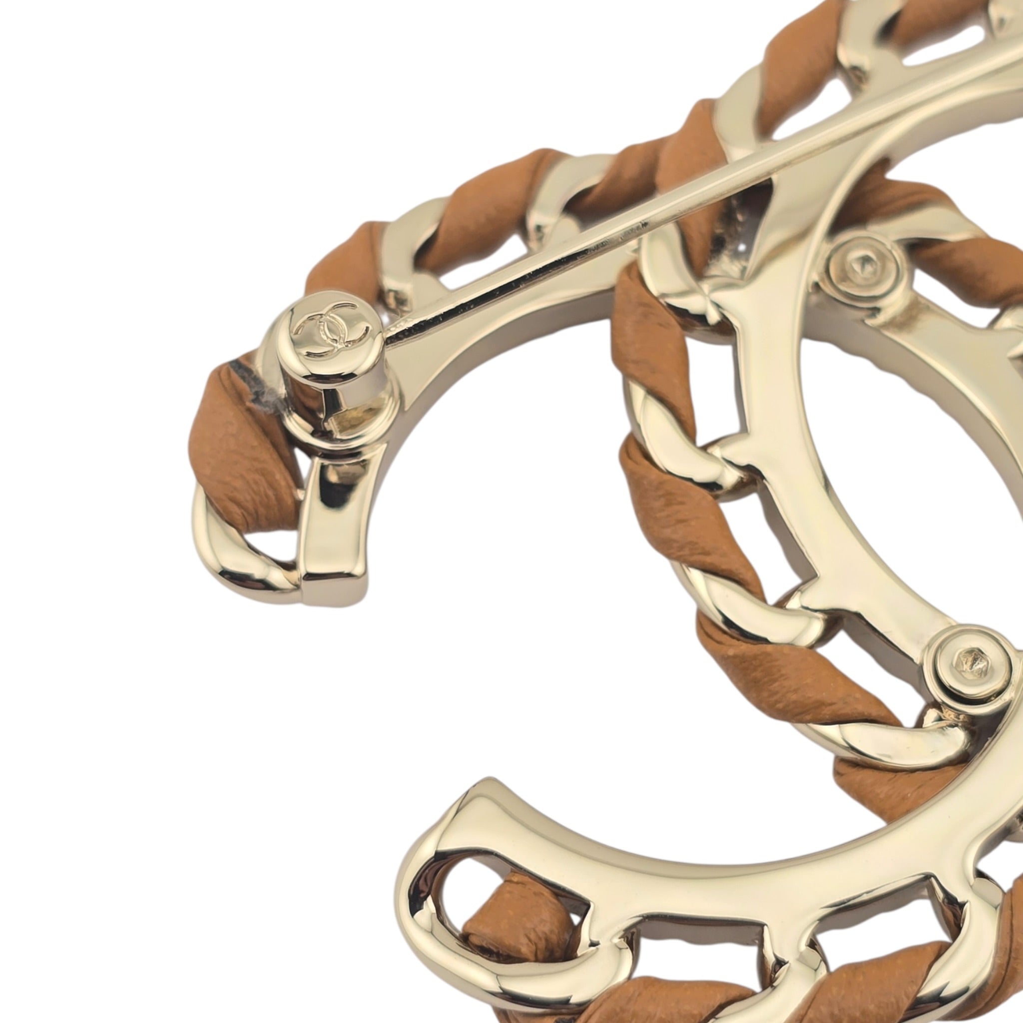Chanel CC Lambskin Tan Brown Gold Brooch 2026 CHANEL