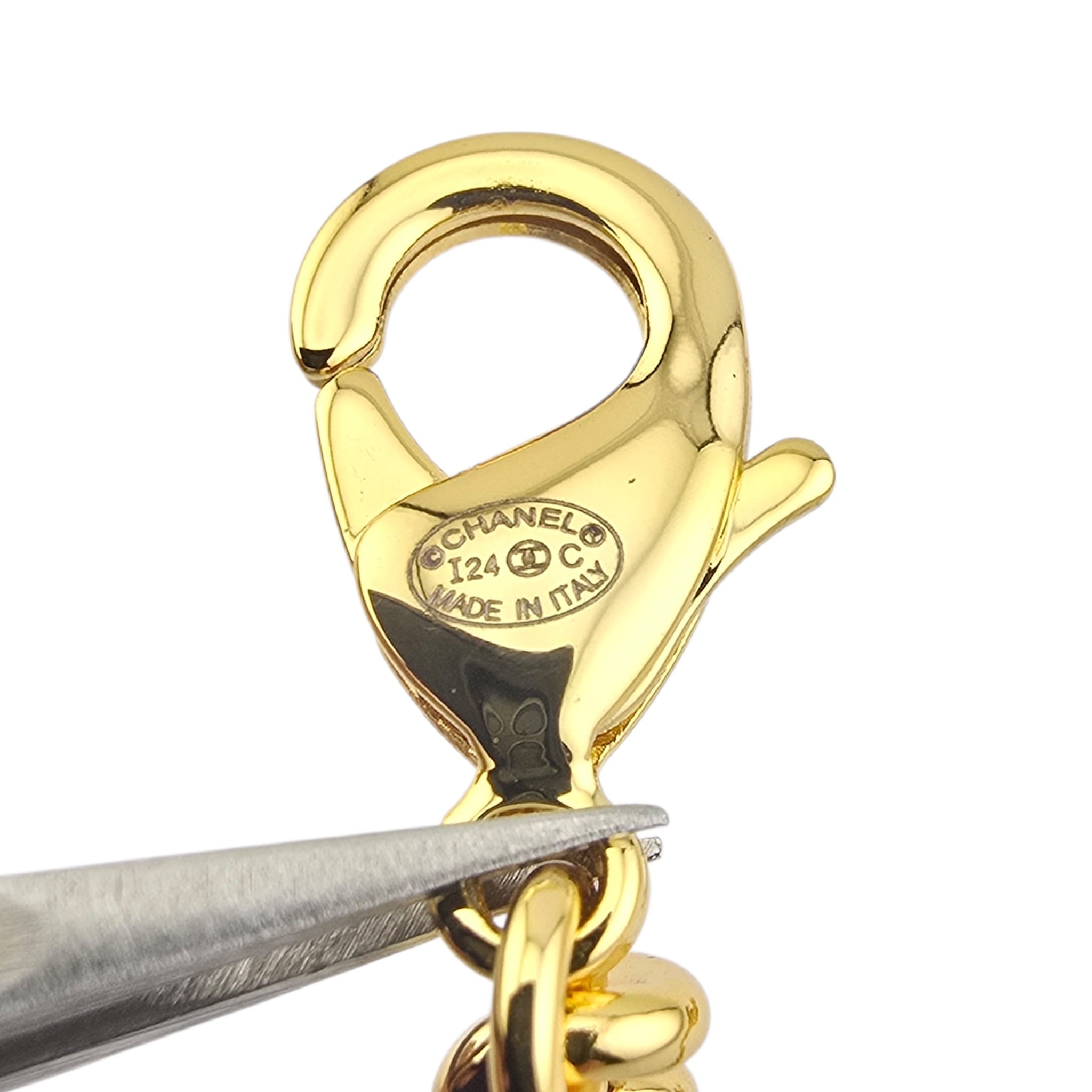 Chanel CC Metal Resin Star Logo Necklace Gold Black 2024 CHANEL