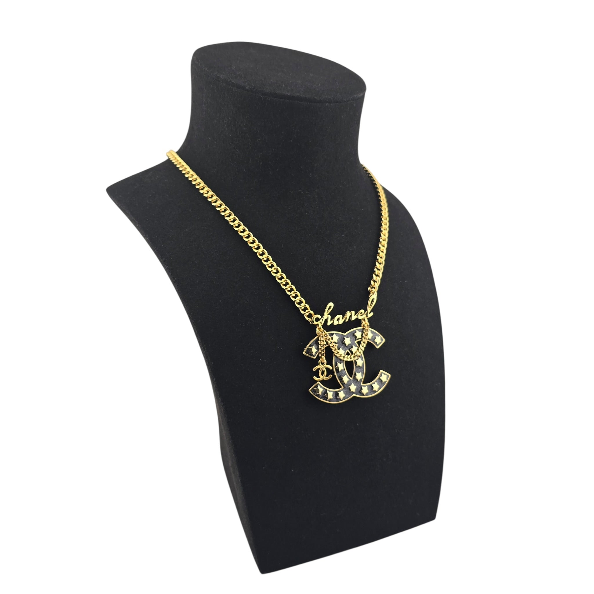 Chanel CC Metal Resin Star Logo Necklace Gold Black 2024 CHANEL