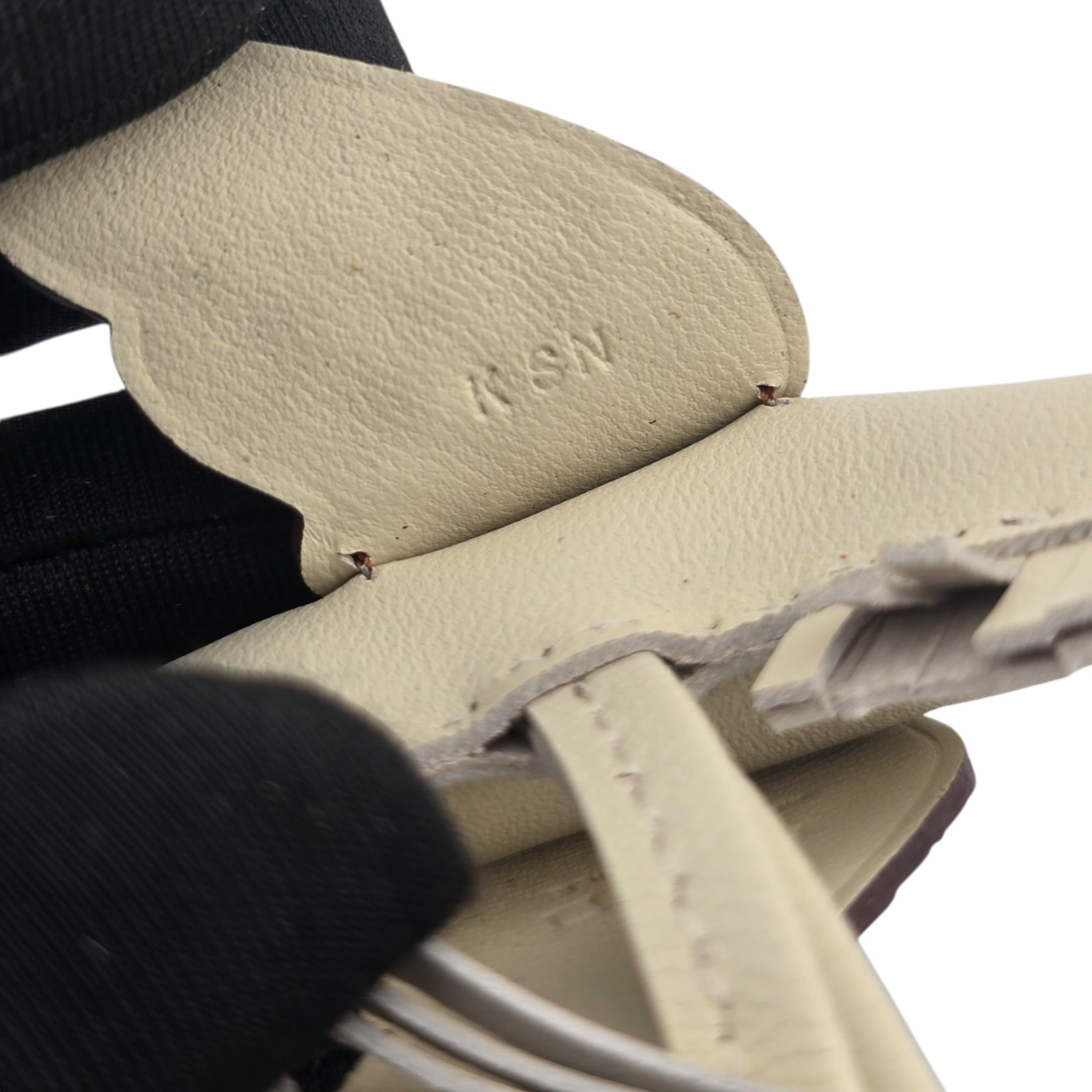 Hermès Rodeo Pegase Craie / Gold Leather and Alligator Touch PM Bag Charm HERMES