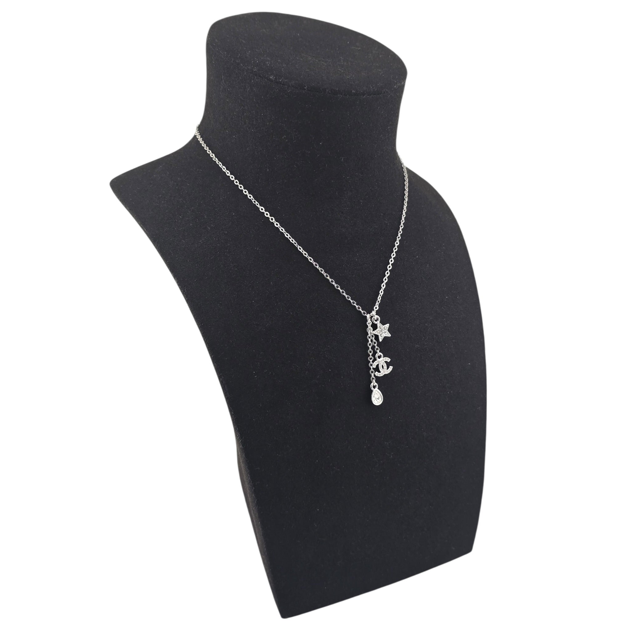 Chanel CC Silver Star Pendant Necklace 2026 CHANEL
