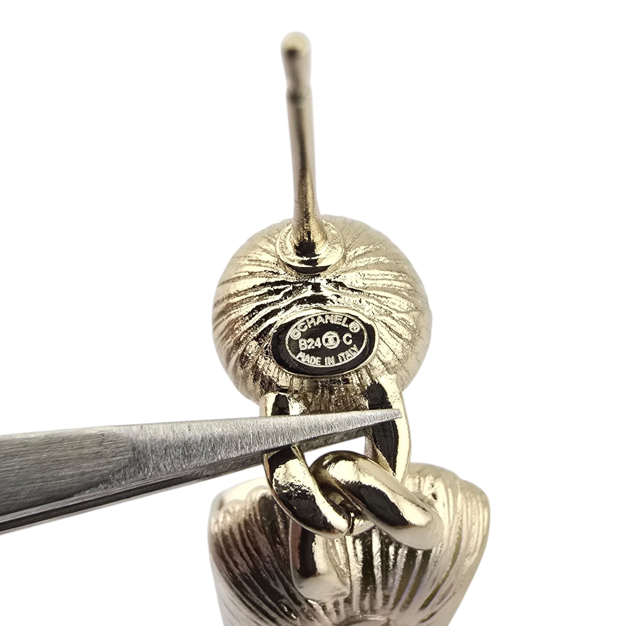 Chanel CC Drop Gold Earrings 2024 CHANEL