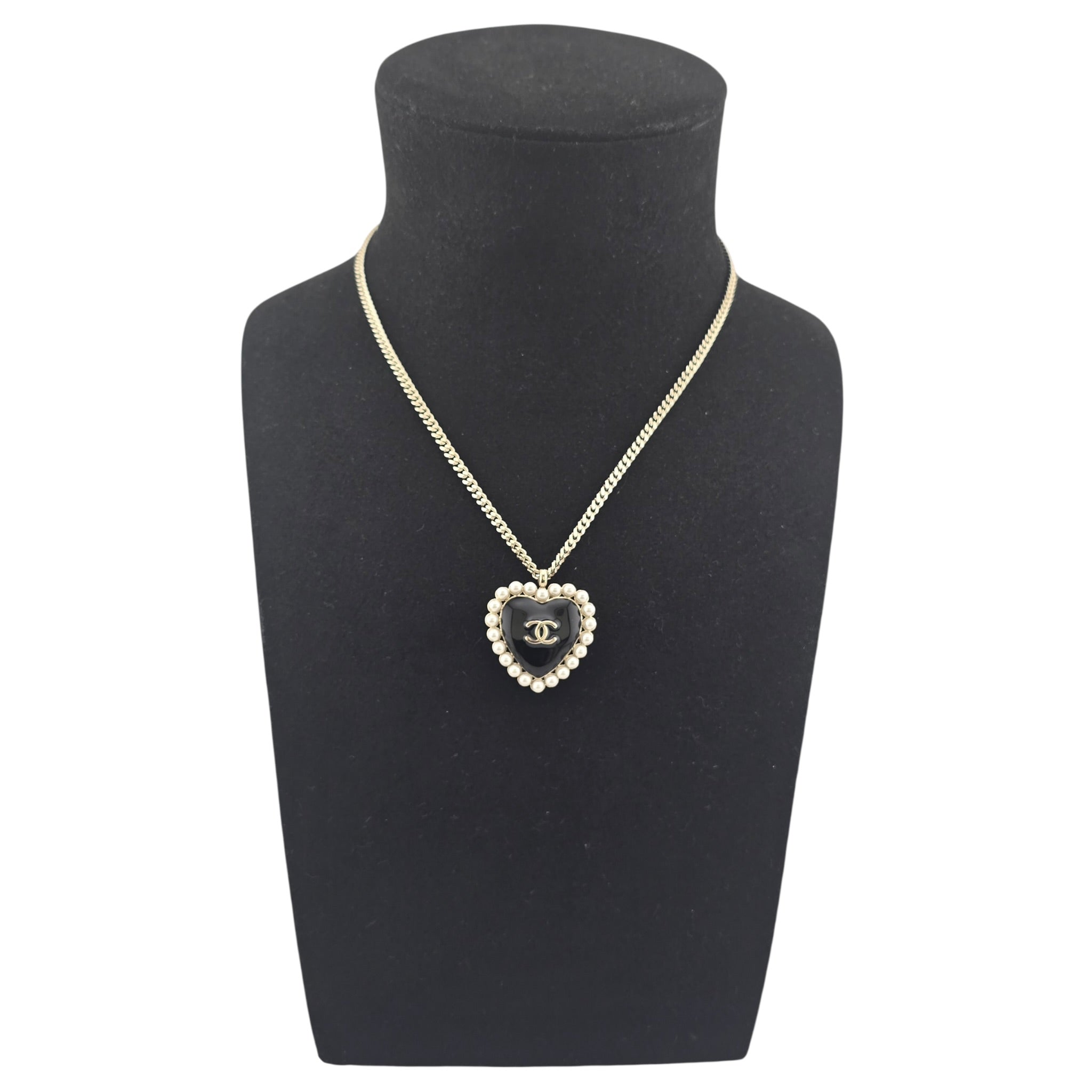Chanel CC Black Gold Heart Faux Pearl Necklace 2025 CHANEL