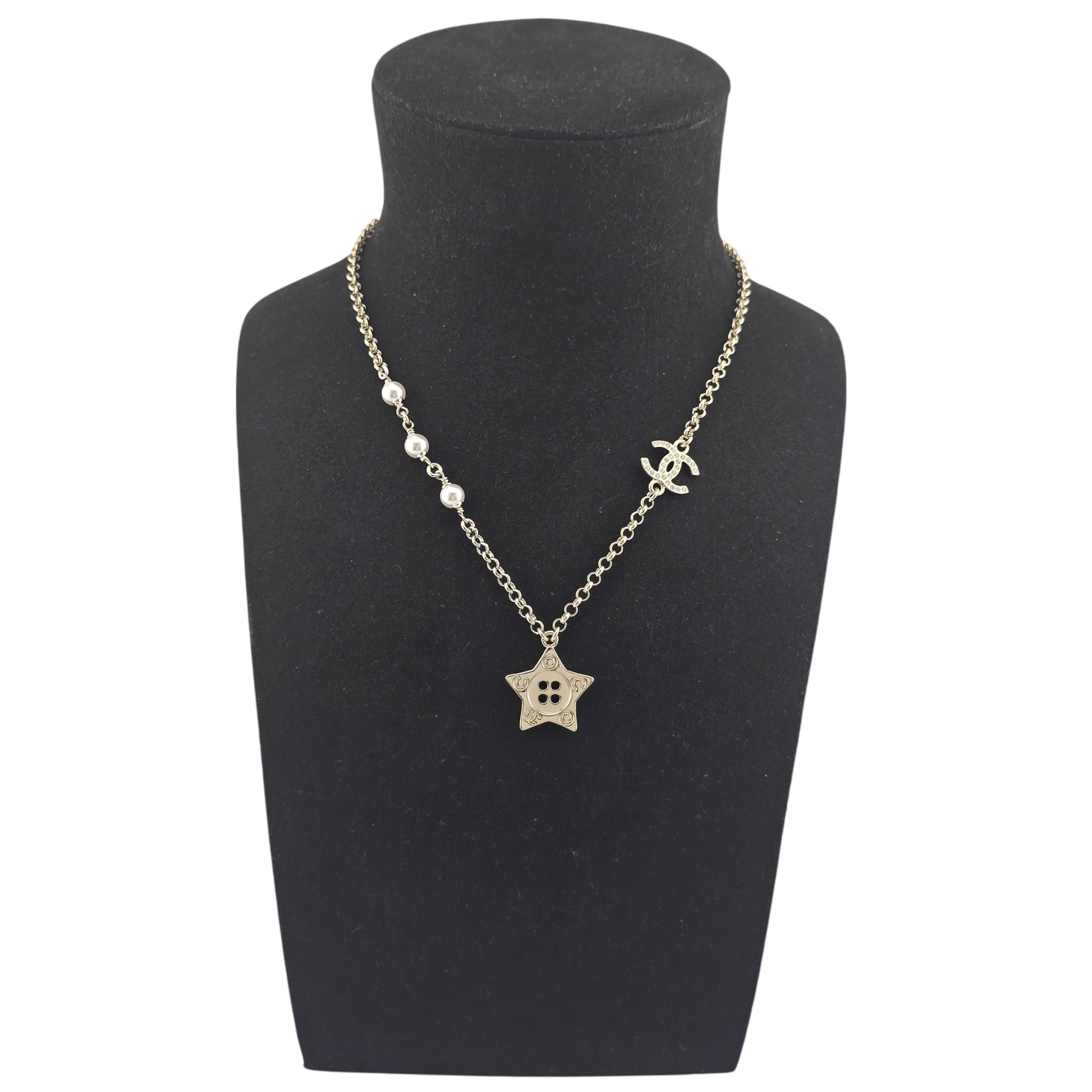 Chanel CC Gold Star Pendant Necklace 2025 CHANEL