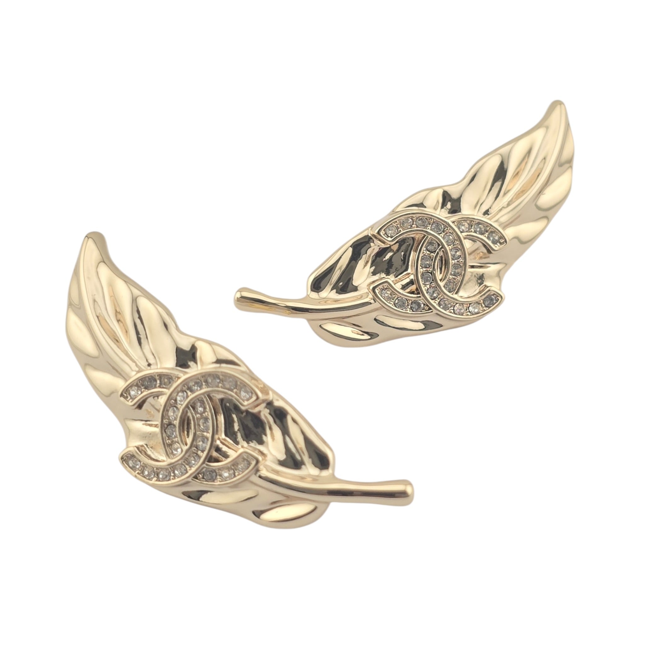 Chanel CC Gold Leaf Earrings 2026 CHANEL
