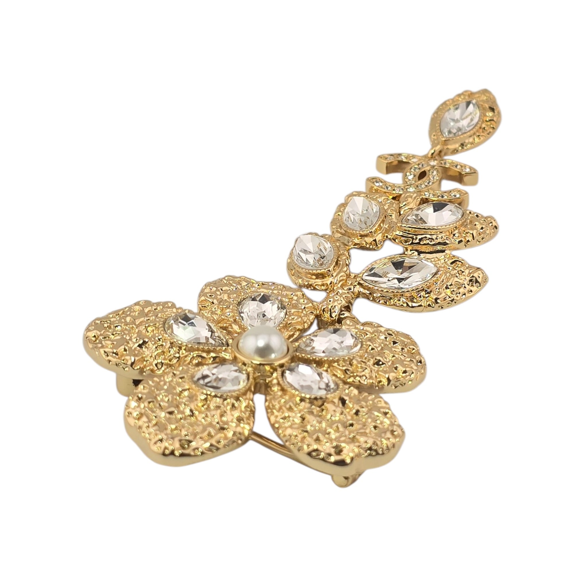 Chanel CC Gold Floral Brooch 26C 2026 CHANEL