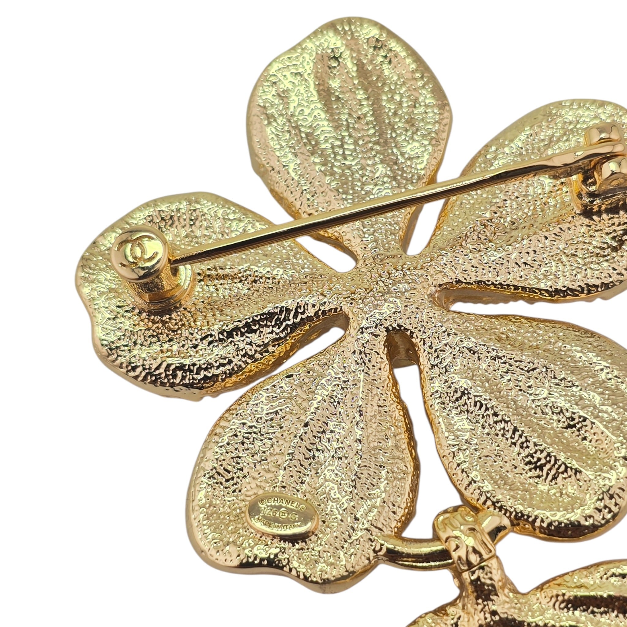 Chanel CC Gold Floral Brooch 26C 2026 CHANEL